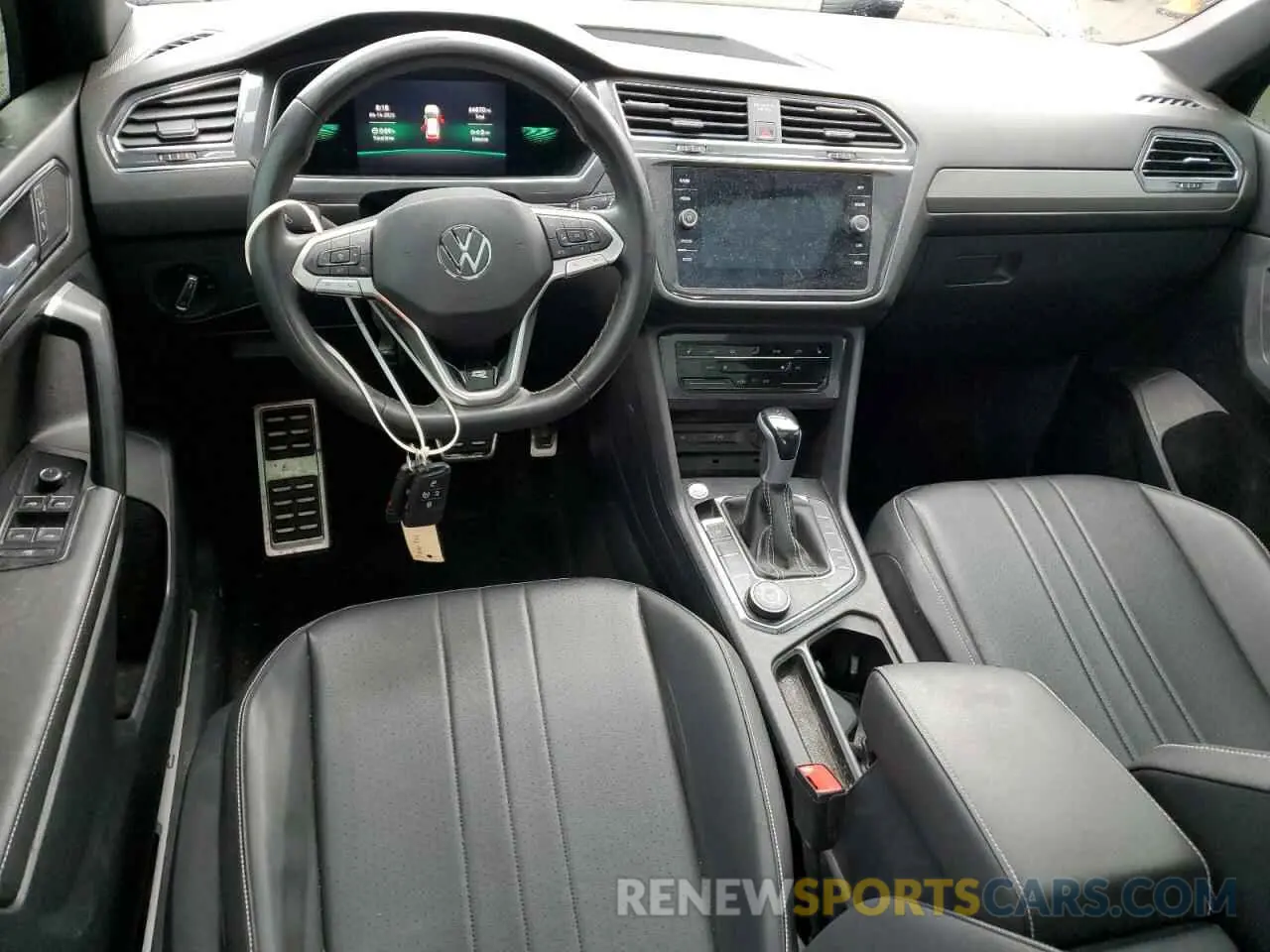 8 Photograph of a damaged car 3VV8B7AX0PM069782 VOLKSWAGEN TIGUAN 2023