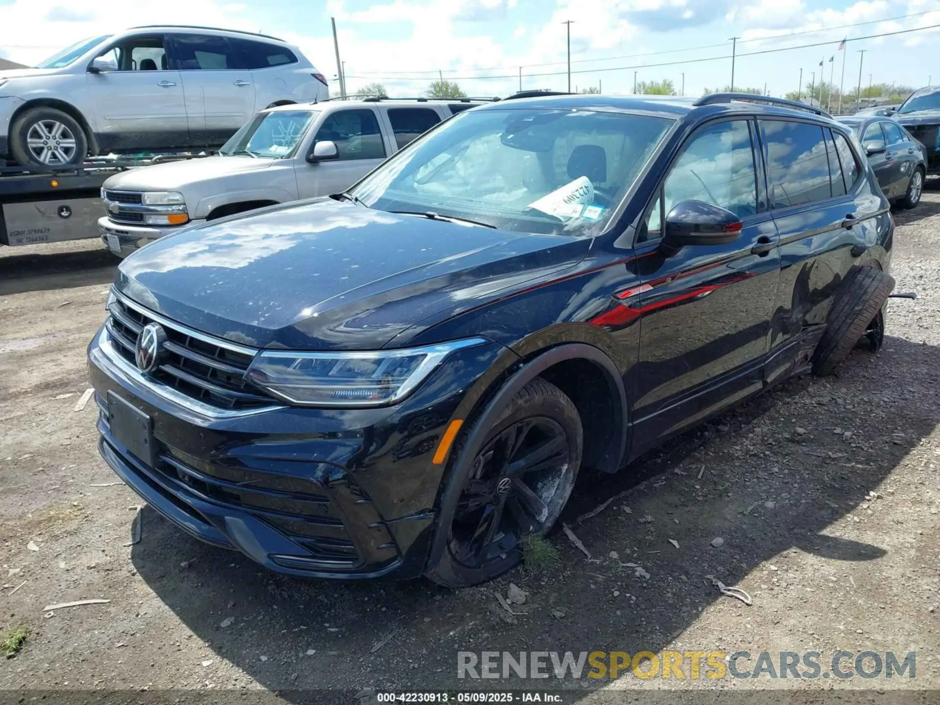 2 Photograph of a damaged car 3VV8B7AX1PM031316 VOLKSWAGEN TIGUAN 2023