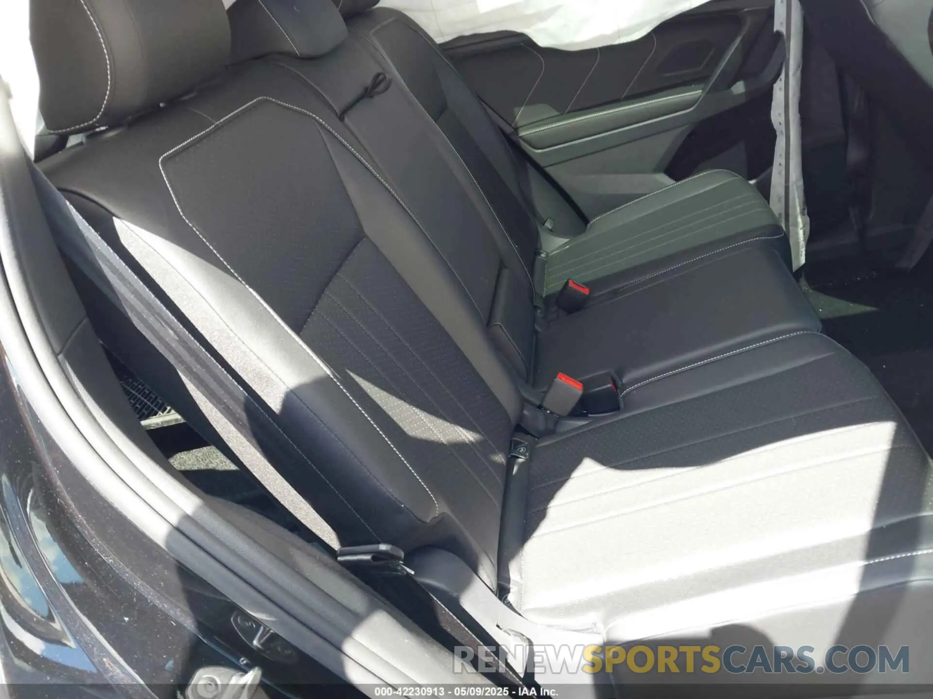 8 Photograph of a damaged car 3VV8B7AX1PM031316 VOLKSWAGEN TIGUAN 2023