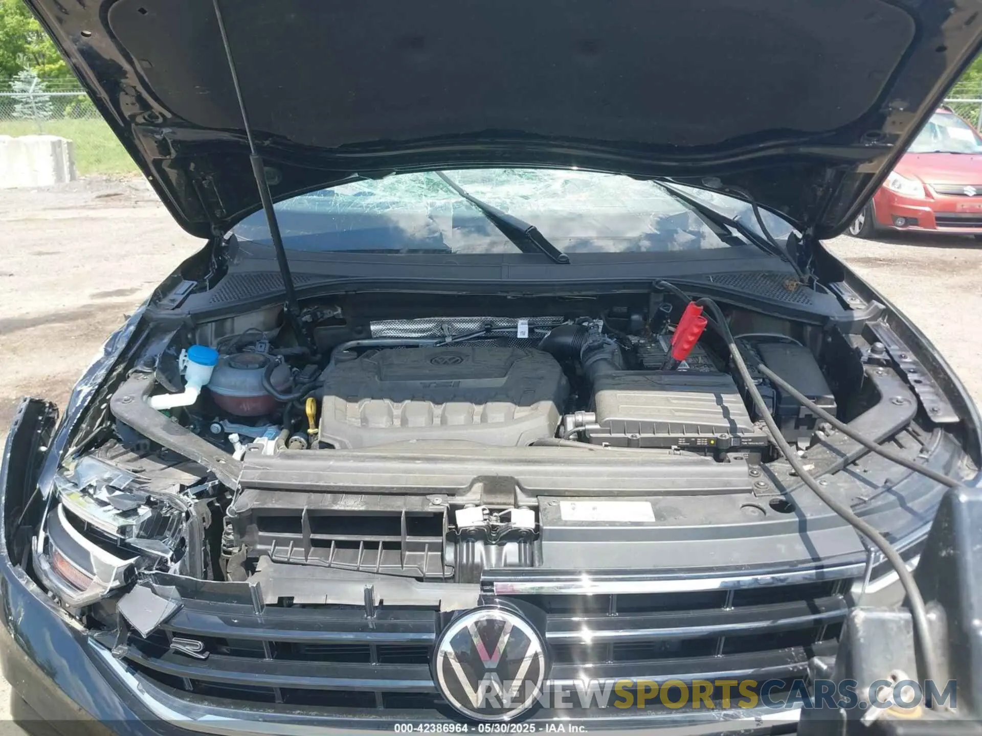 10 Photograph of a damaged car 3VV8B7AX2PM070934 VOLKSWAGEN TIGUAN 2023