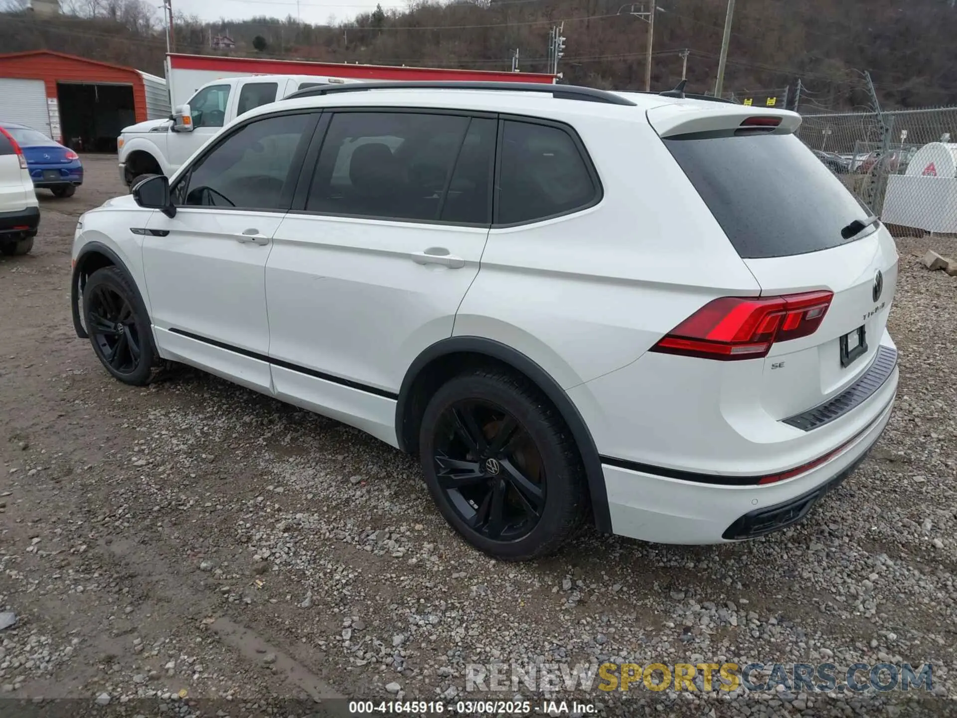 3 Photograph of a damaged car 3VV8B7AX3PM073289 VOLKSWAGEN TIGUAN 2023