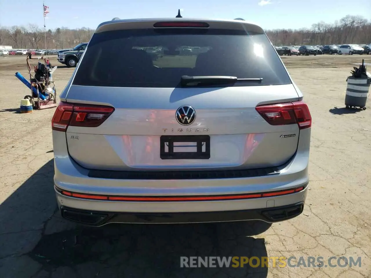 6 Photograph of a damaged car 3VV8B7AX3PM090643 VOLKSWAGEN TIGUAN 2023