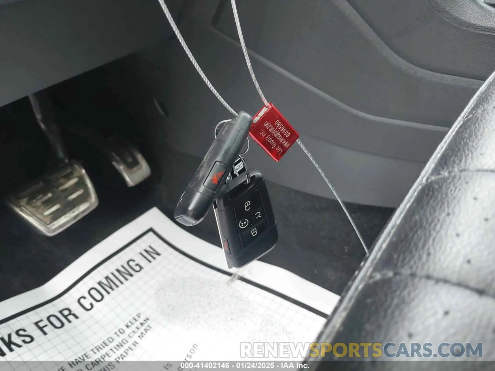 11 Photograph of a damaged car 3VV8B7AX3PM106873 VOLKSWAGEN TIGUAN 2023