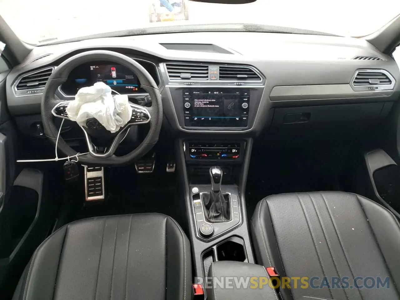 8 Photograph of a damaged car 3VV8B7AX8PM025044 VOLKSWAGEN TIGUAN 2023