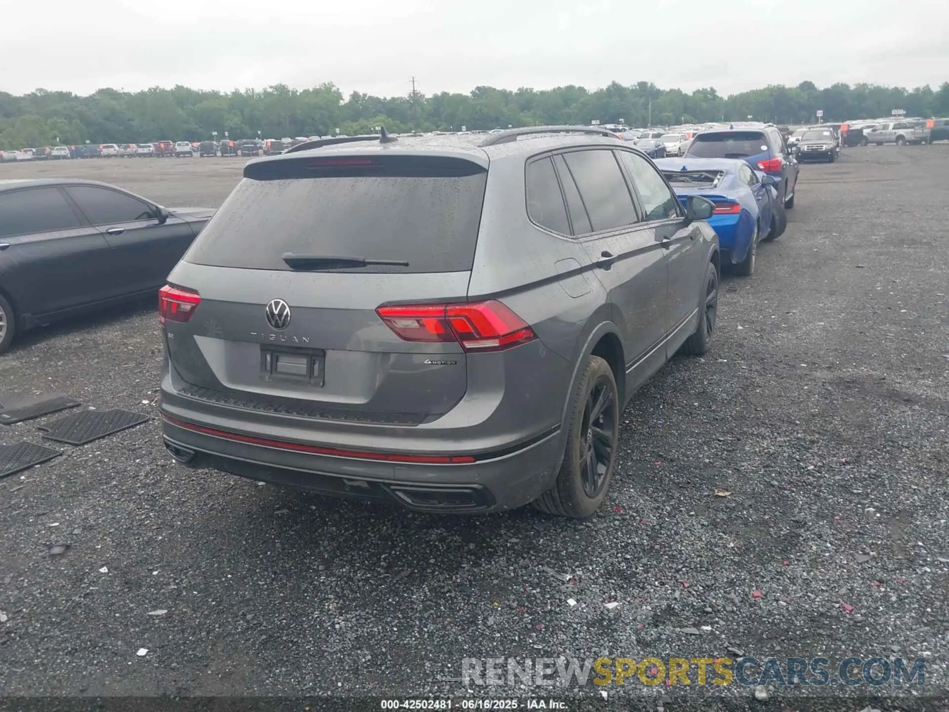 4 Photograph of a damaged car 3VV8B7AX8PM076348 VOLKSWAGEN TIGUAN 2023
