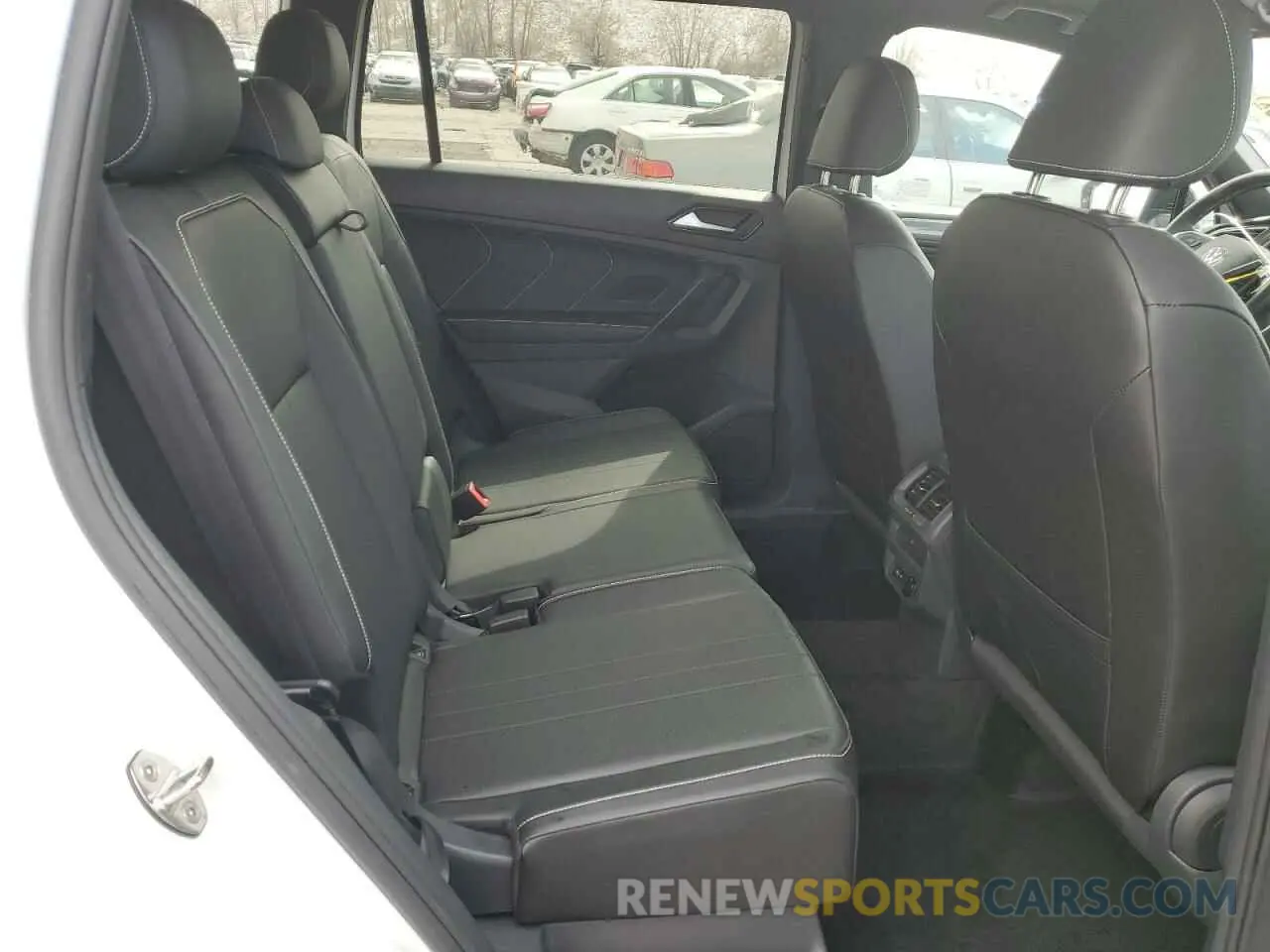 11 Photograph of a damaged car 3VV8B7AX8PM091870 VOLKSWAGEN TIGUAN 2023