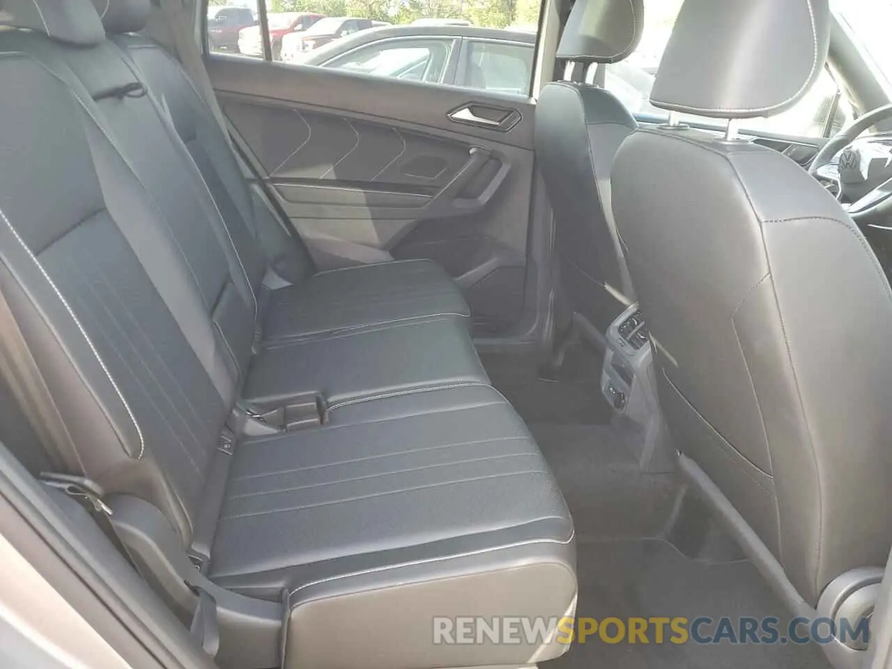 11 Photograph of a damaged car 3VV8B7AX8PM138539 VOLKSWAGEN TIGUAN 2023