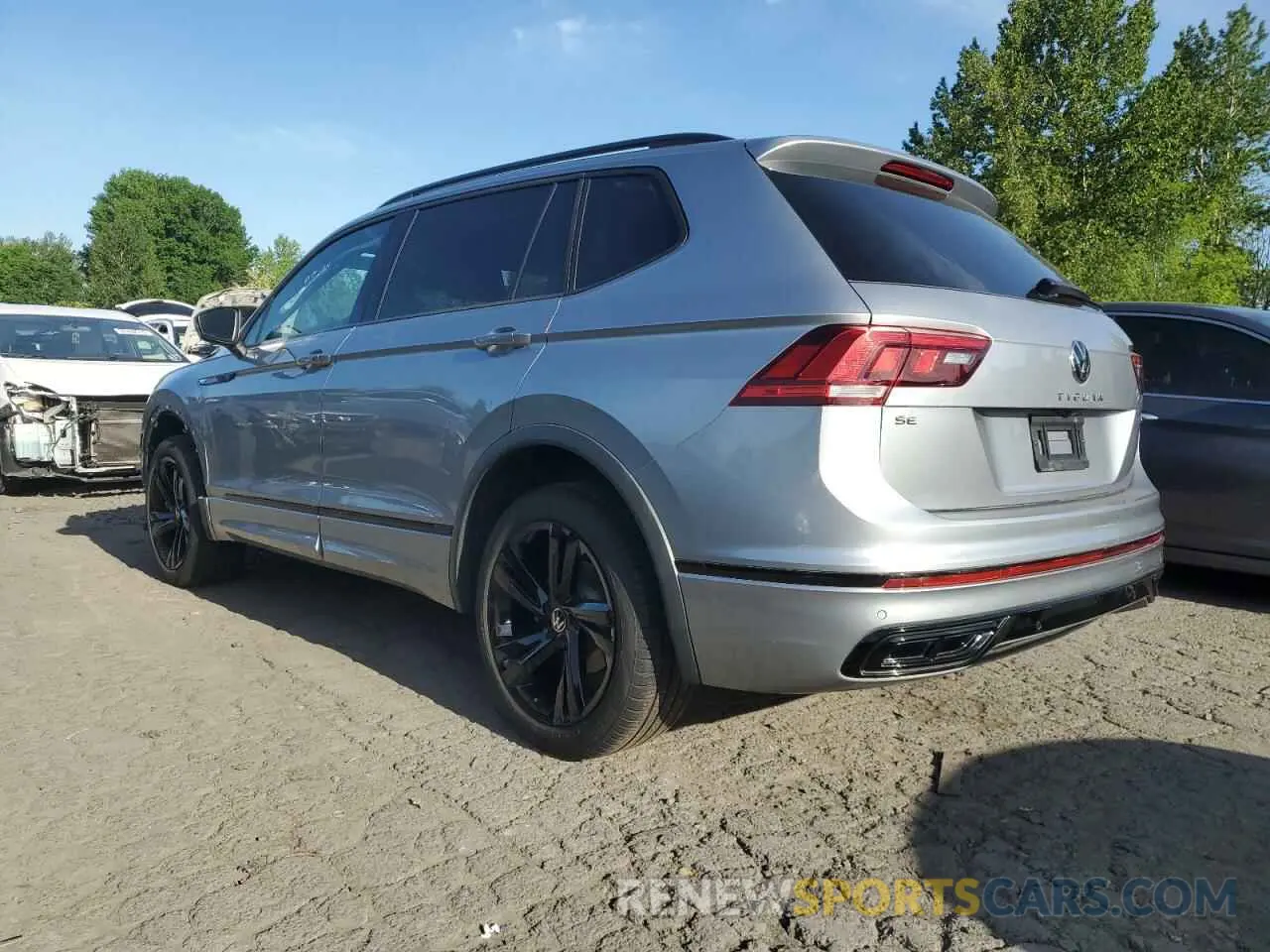 2 Photograph of a damaged car 3VV8B7AX8PM138539 VOLKSWAGEN TIGUAN 2023