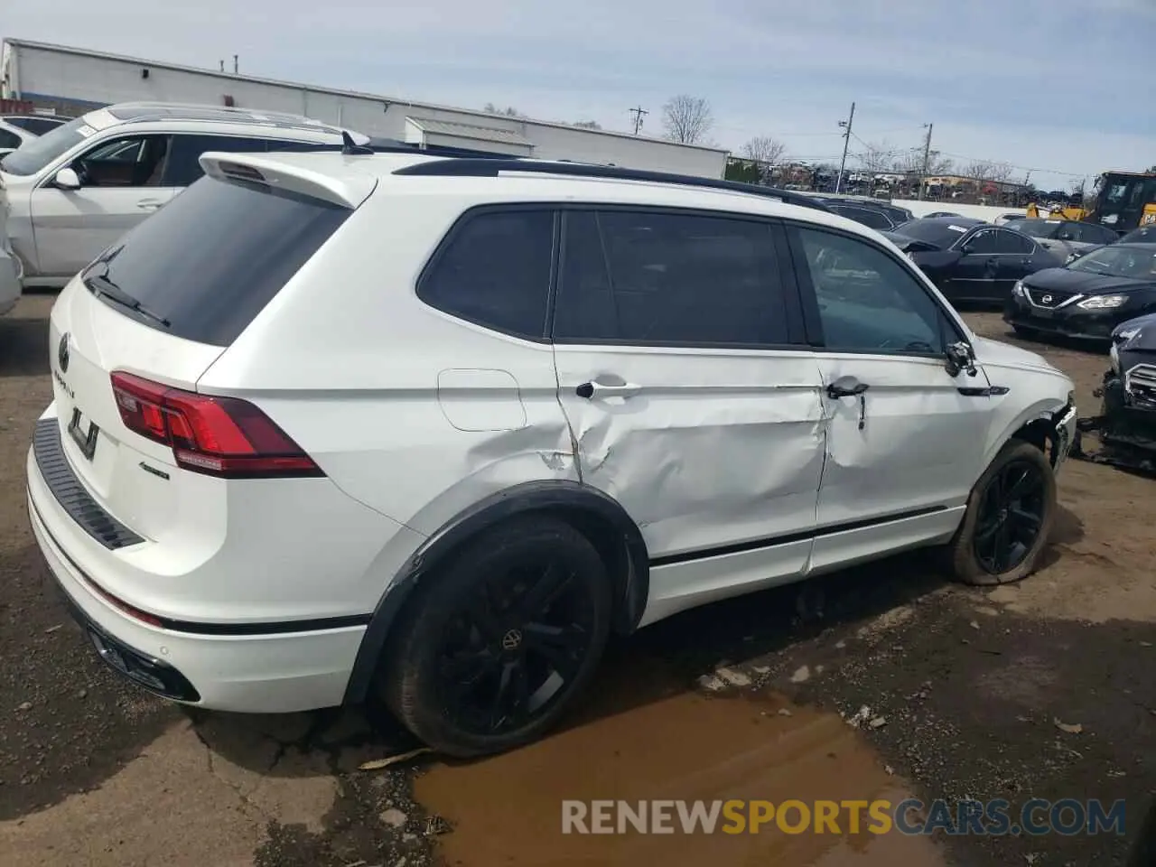 3 Photograph of a damaged car 3VV8B7AX9PM092316 VOLKSWAGEN TIGUAN 2023