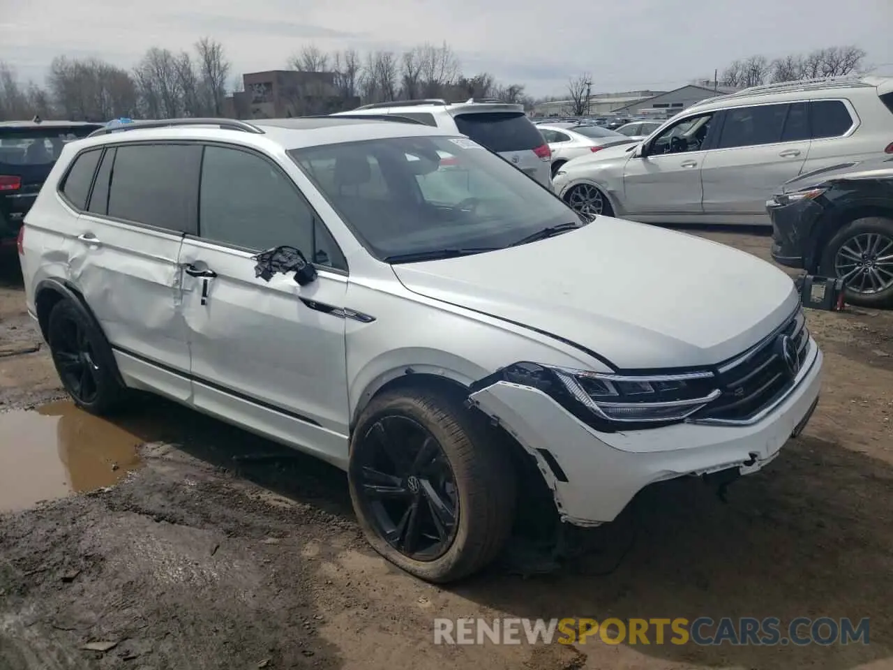 4 Photograph of a damaged car 3VV8B7AX9PM092316 VOLKSWAGEN TIGUAN 2023