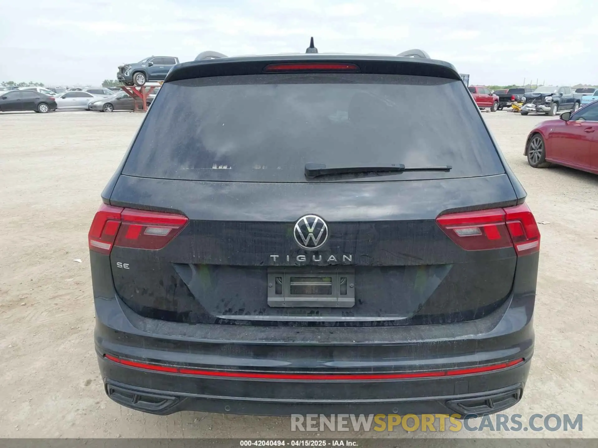 15 Photograph of a damaged car 3VVCB7AX0PM122636 VOLKSWAGEN TIGUAN 2023