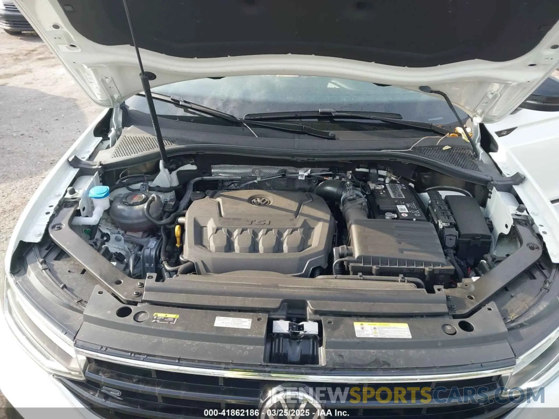 10 Photograph of a damaged car 3VVCB7AX2PM128289 VOLKSWAGEN TIGUAN 2023