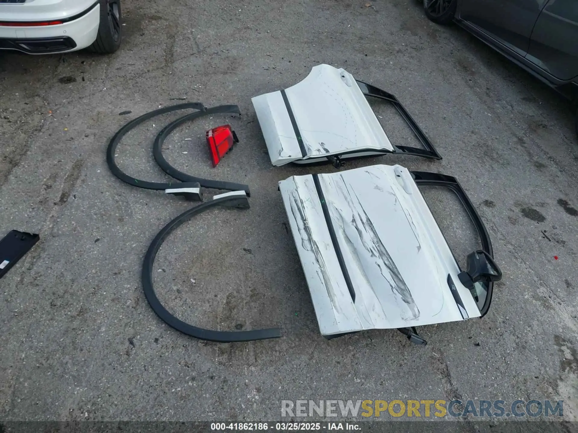 12 Photograph of a damaged car 3VVCB7AX2PM128289 VOLKSWAGEN TIGUAN 2023