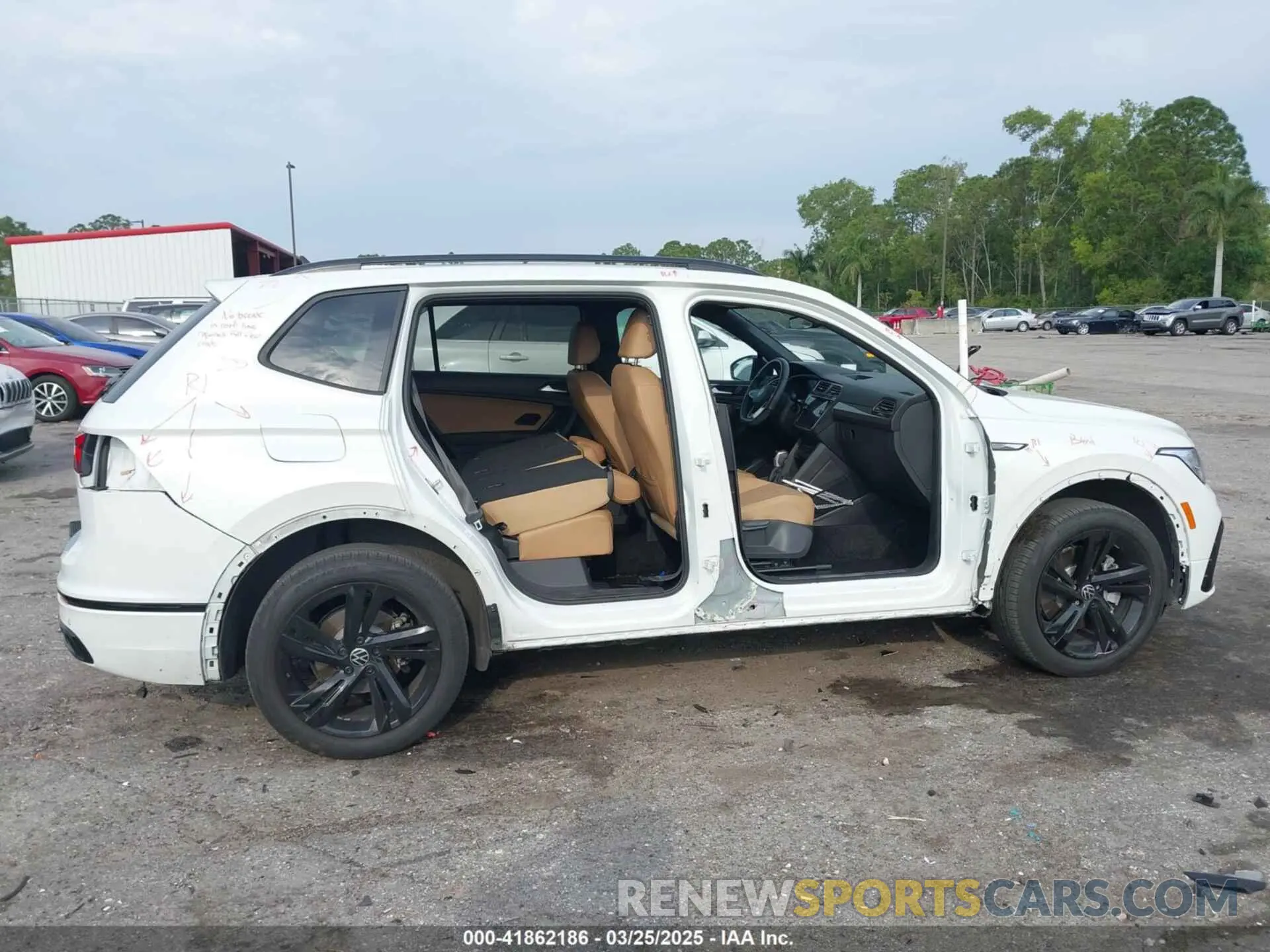 6 Photograph of a damaged car 3VVCB7AX2PM128289 VOLKSWAGEN TIGUAN 2023