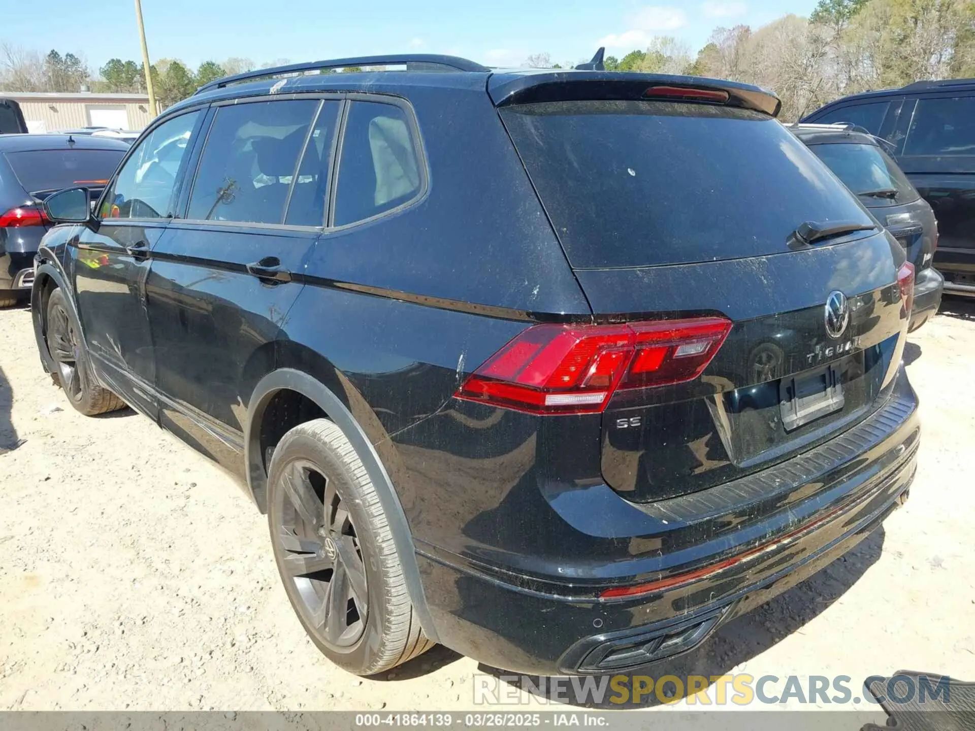 3 Photograph of a damaged car 3VVCB7AX3PM114417 VOLKSWAGEN TIGUAN 2023