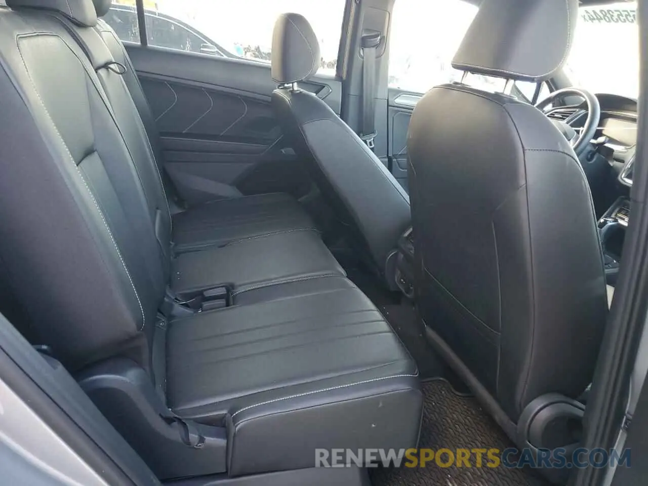 11 Photograph of a damaged car 3VVCB7AX4PM054406 VOLKSWAGEN TIGUAN 2023