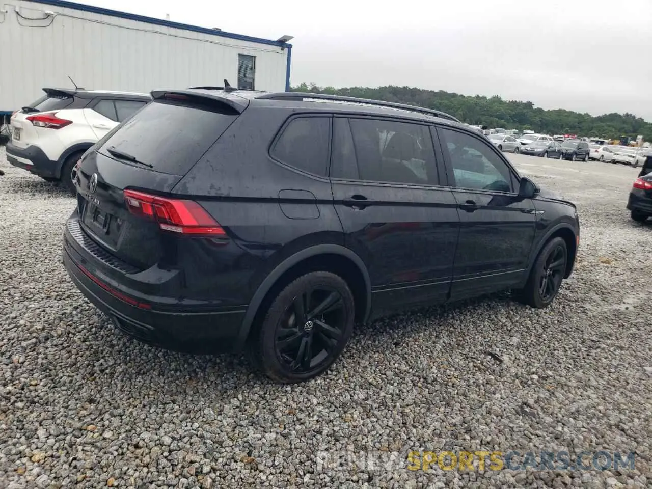 3 Photograph of a damaged car 3VVCB7AX5PM030017 VOLKSWAGEN TIGUAN 2023