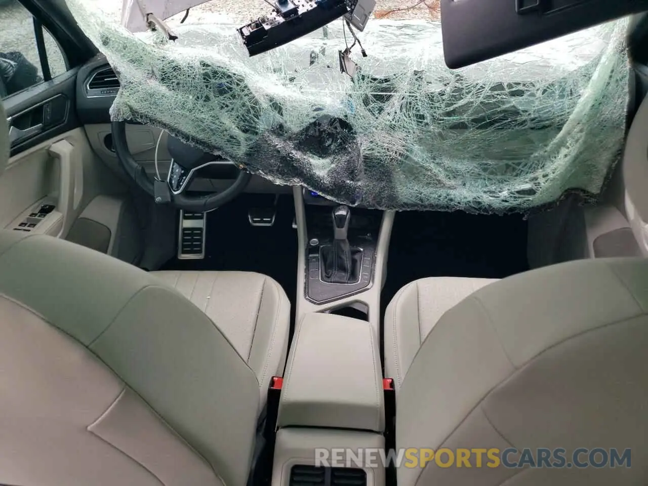 8 Photograph of a damaged car 3VVCB7AX5PM030017 VOLKSWAGEN TIGUAN 2023