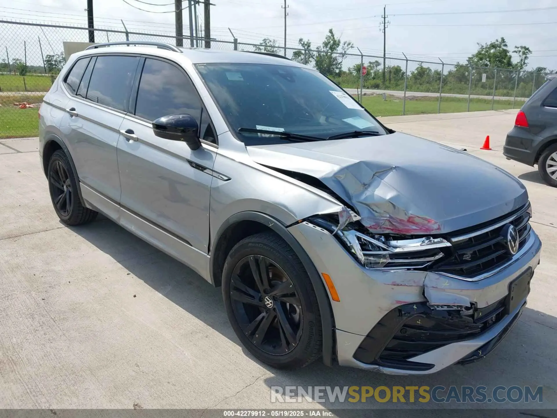 1 Photograph of a damaged car 3VVCB7AX5PM064412 VOLKSWAGEN TIGUAN 2023