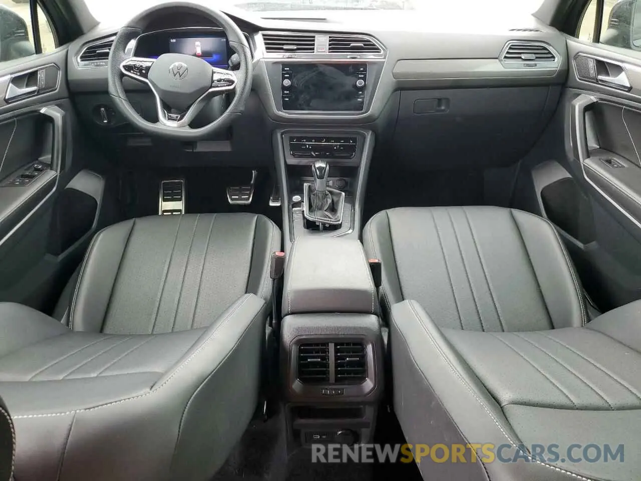 8 Photograph of a damaged car 3VVCB7AX6PM013498 VOLKSWAGEN TIGUAN 2023