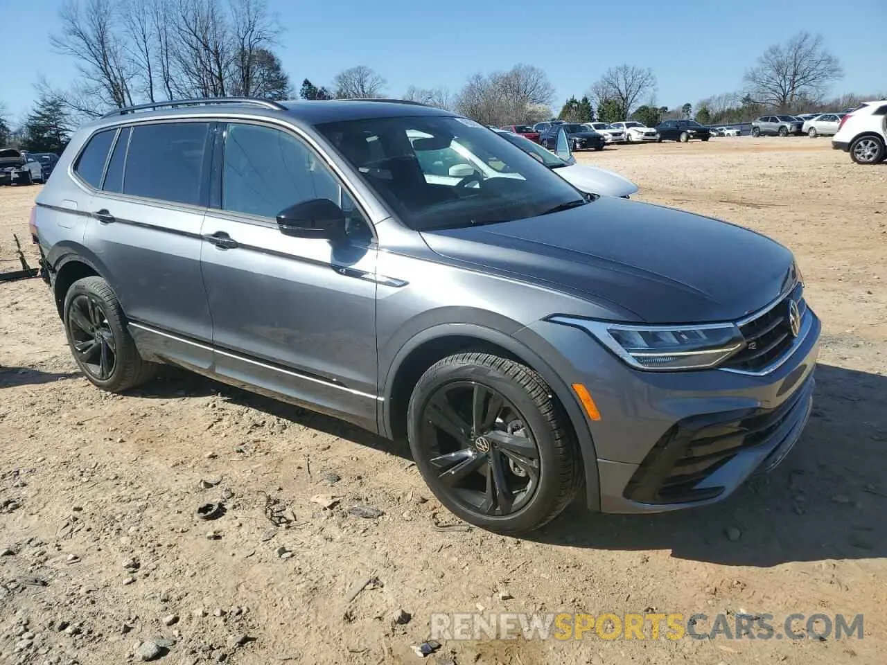 4 Photograph of a damaged car 3VVCB7AX7PM064170 VOLKSWAGEN TIGUAN 2023