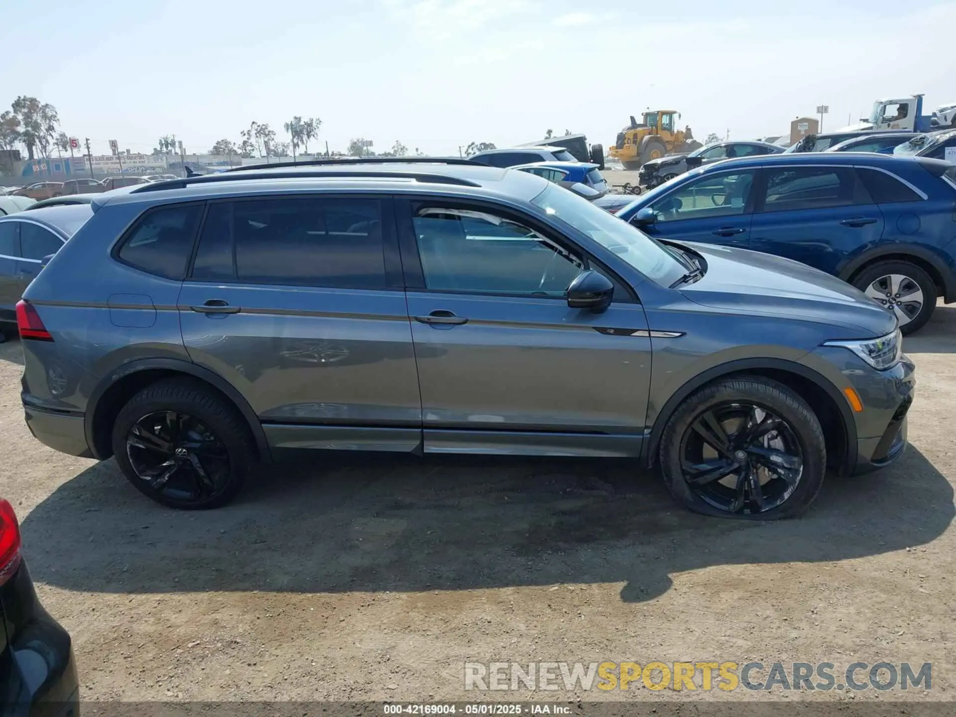 12 Photograph of a damaged car 3VVCB7AX8PM036684 VOLKSWAGEN TIGUAN 2023