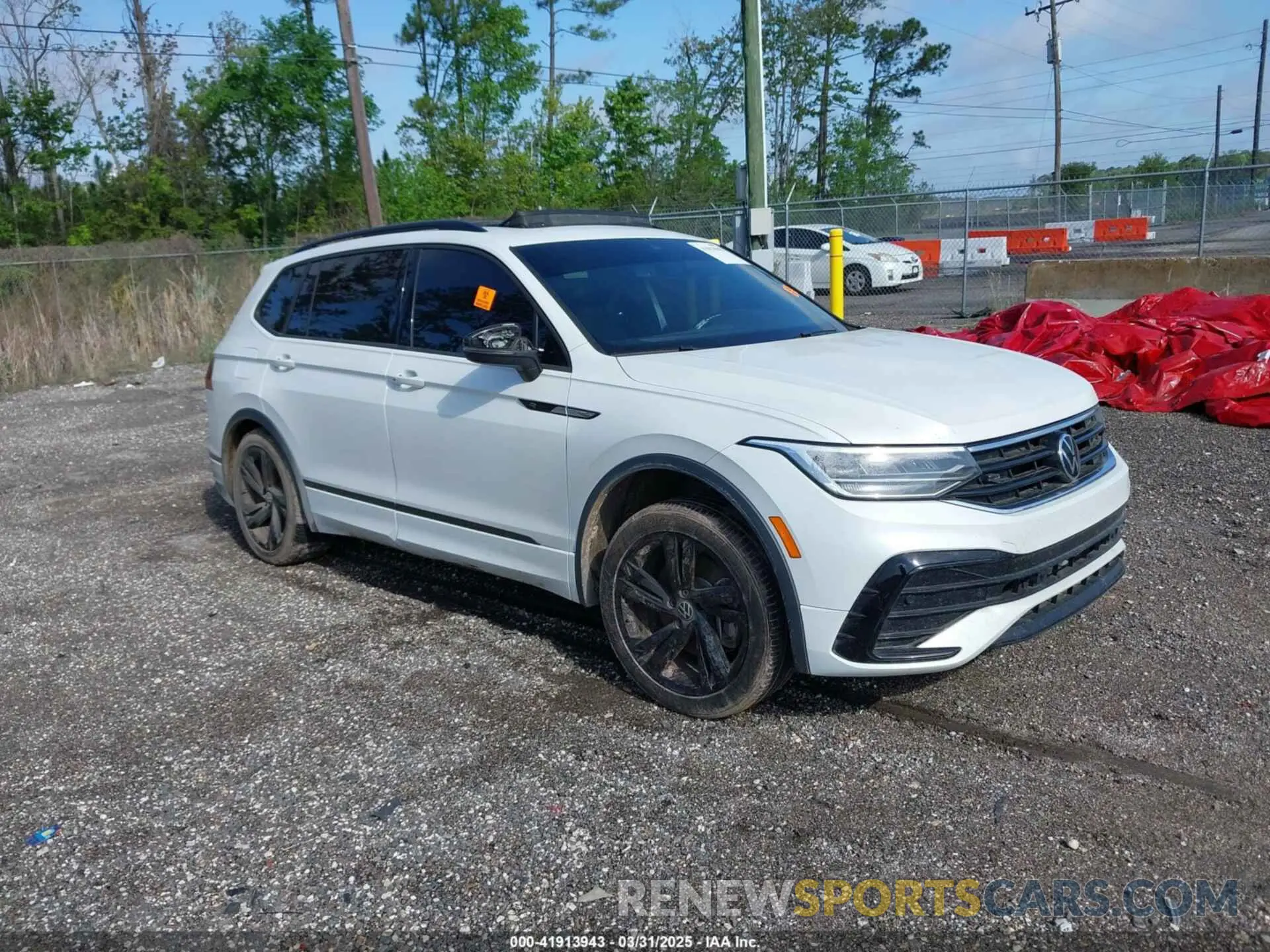 1 Photograph of a damaged car 3VVCB7AX9PM042025 VOLKSWAGEN TIGUAN 2023