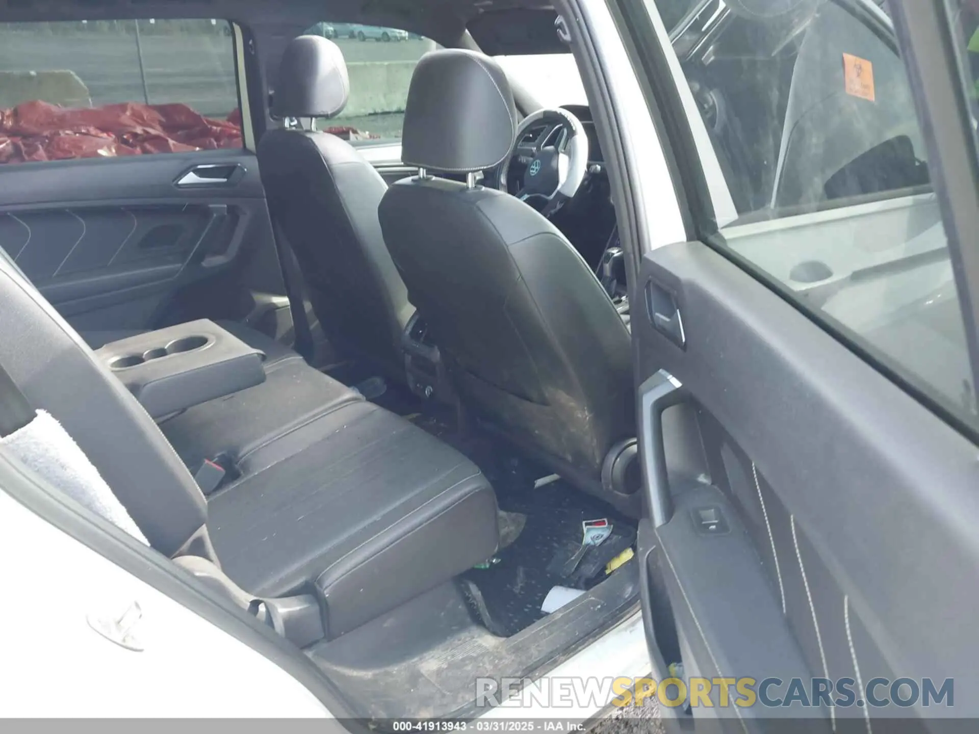 8 Photograph of a damaged car 3VVCB7AX9PM042025 VOLKSWAGEN TIGUAN 2023