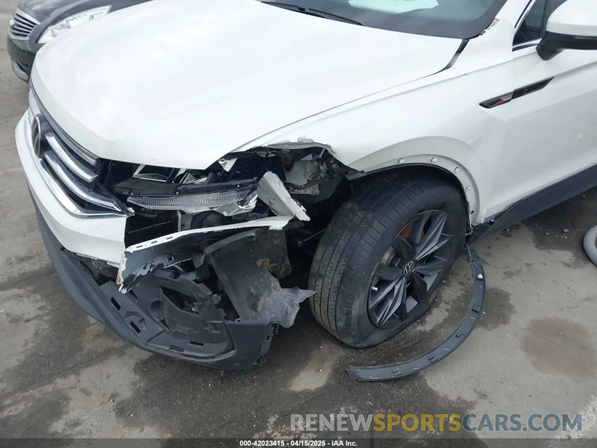 6 Photograph of a damaged car 3VVMB7AX0PM036876 VOLKSWAGEN TIGUAN 2023