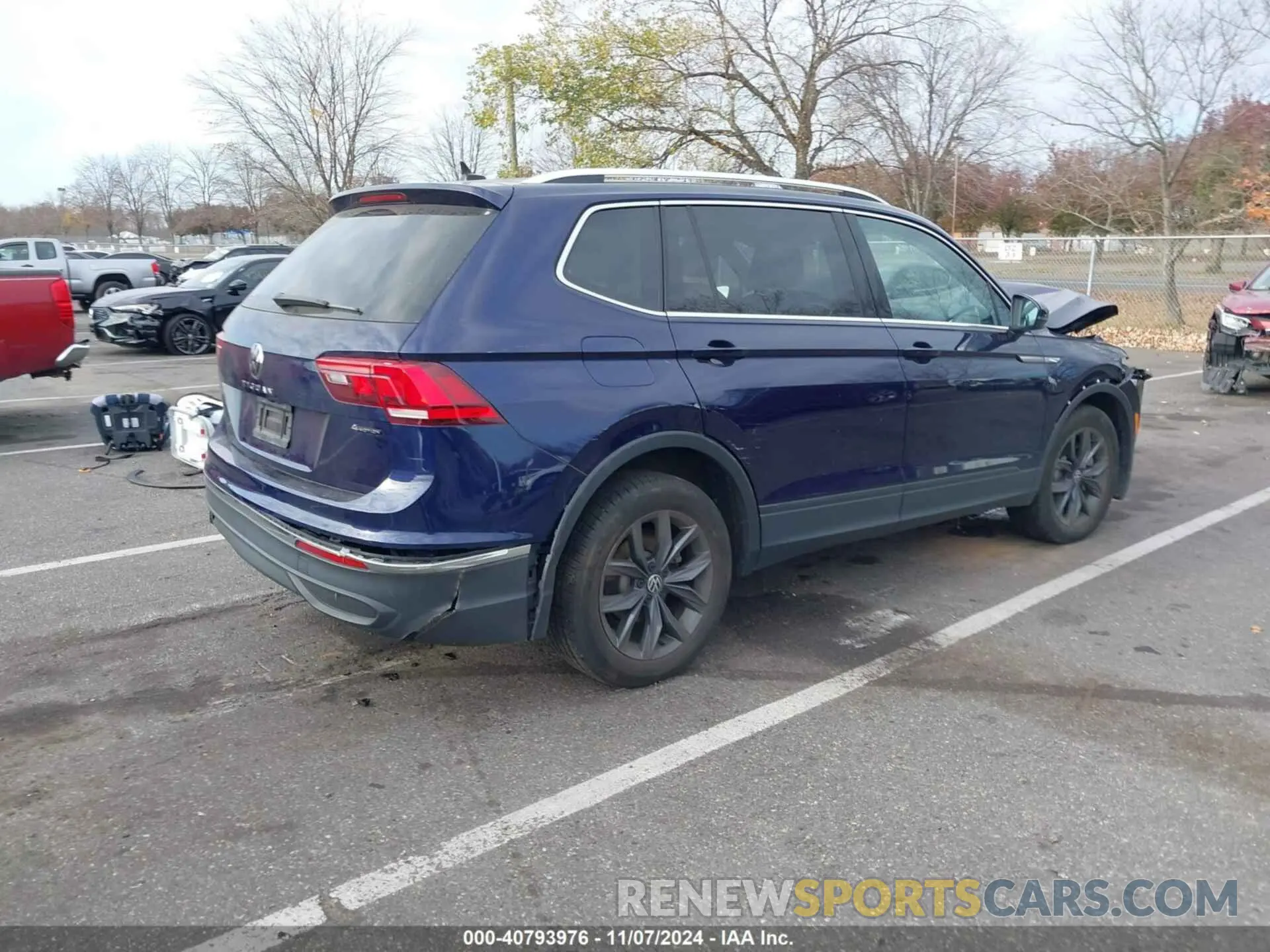 4 Photograph of a damaged car 3VVMB7AX3PM006867 VOLKSWAGEN TIGUAN 2023