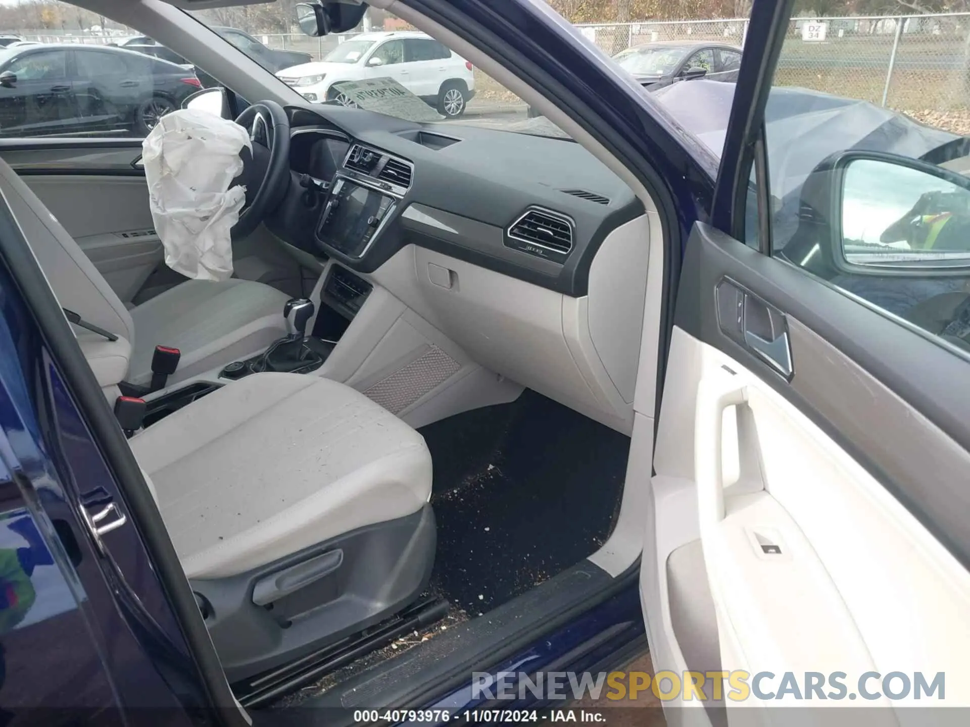5 Photograph of a damaged car 3VVMB7AX3PM006867 VOLKSWAGEN TIGUAN 2023