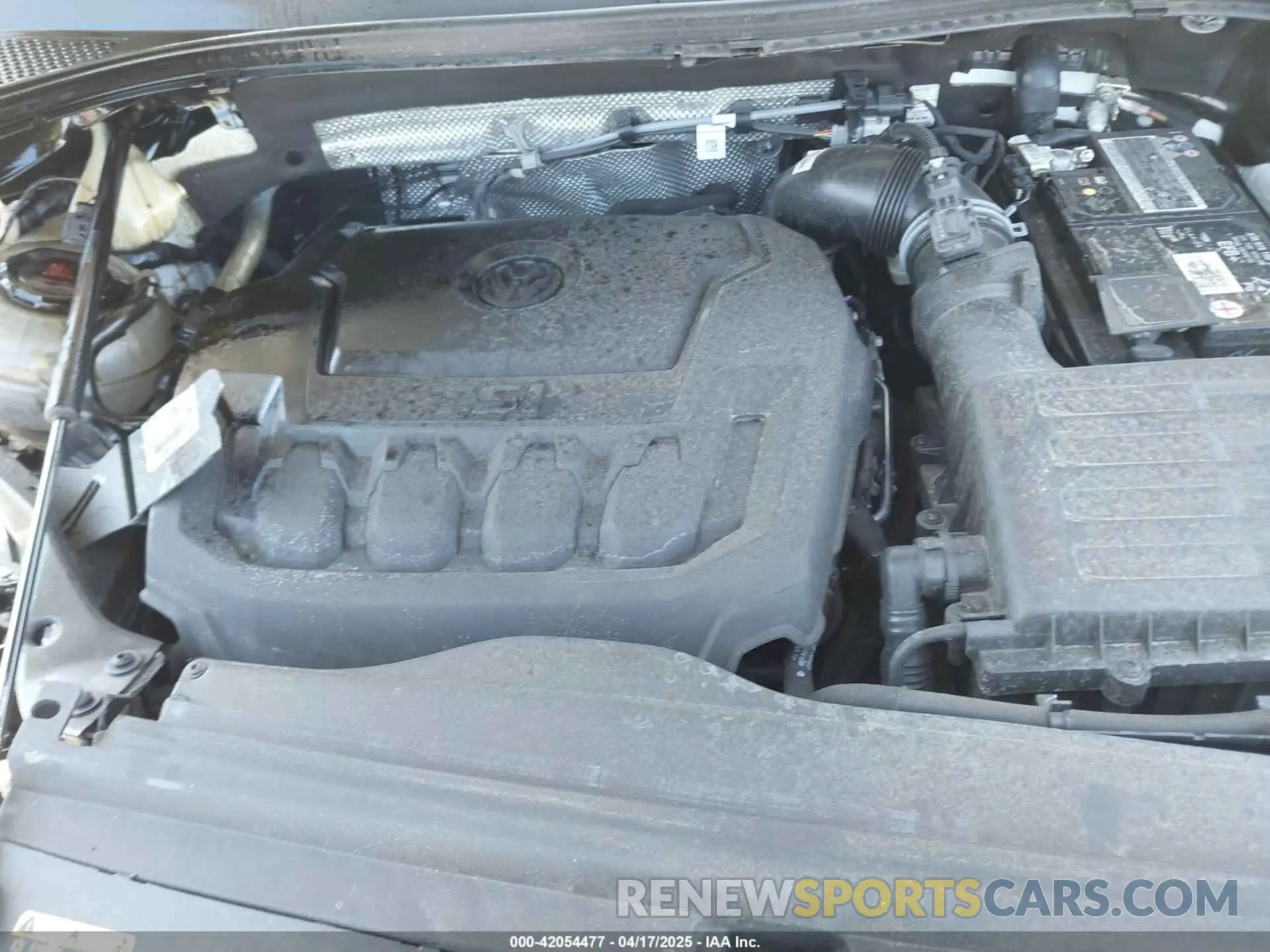 10 Photograph of a damaged car 3VVMB7AX4PM128427 VOLKSWAGEN TIGUAN 2023