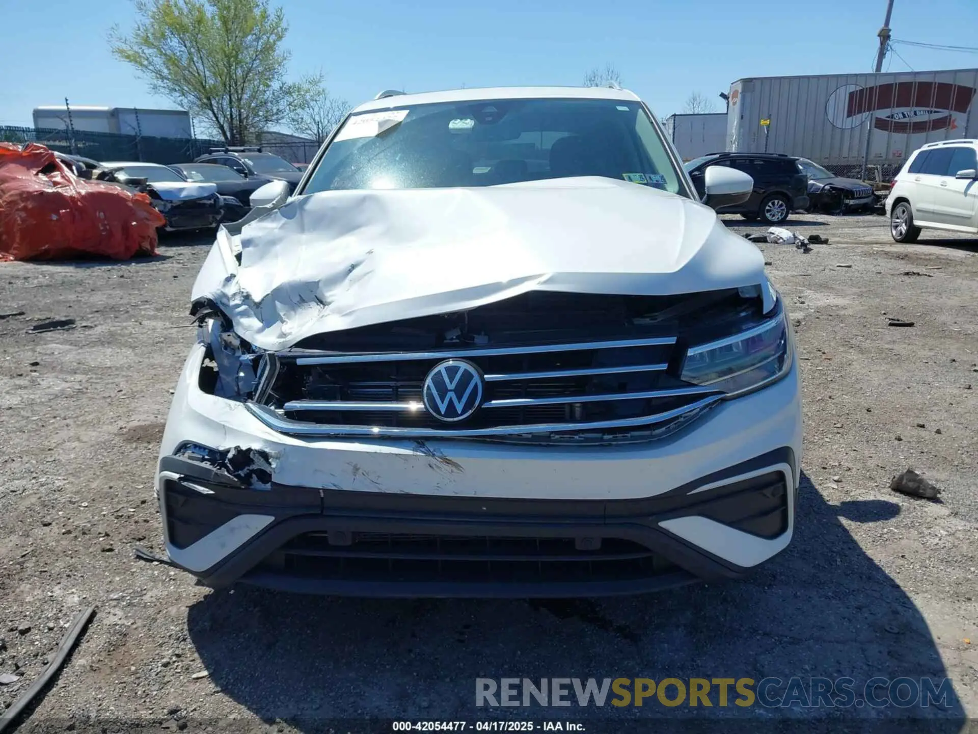 11 Photograph of a damaged car 3VVMB7AX4PM128427 VOLKSWAGEN TIGUAN 2023