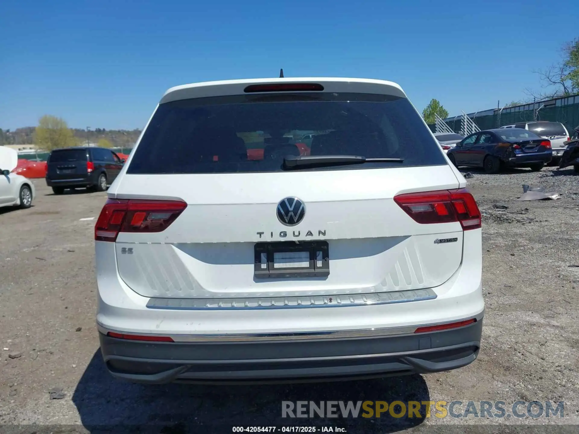 15 Photograph of a damaged car 3VVMB7AX4PM128427 VOLKSWAGEN TIGUAN 2023