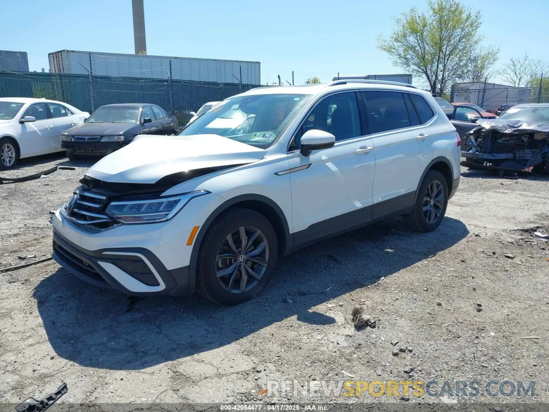 2 Photograph of a damaged car 3VVMB7AX4PM128427 VOLKSWAGEN TIGUAN 2023