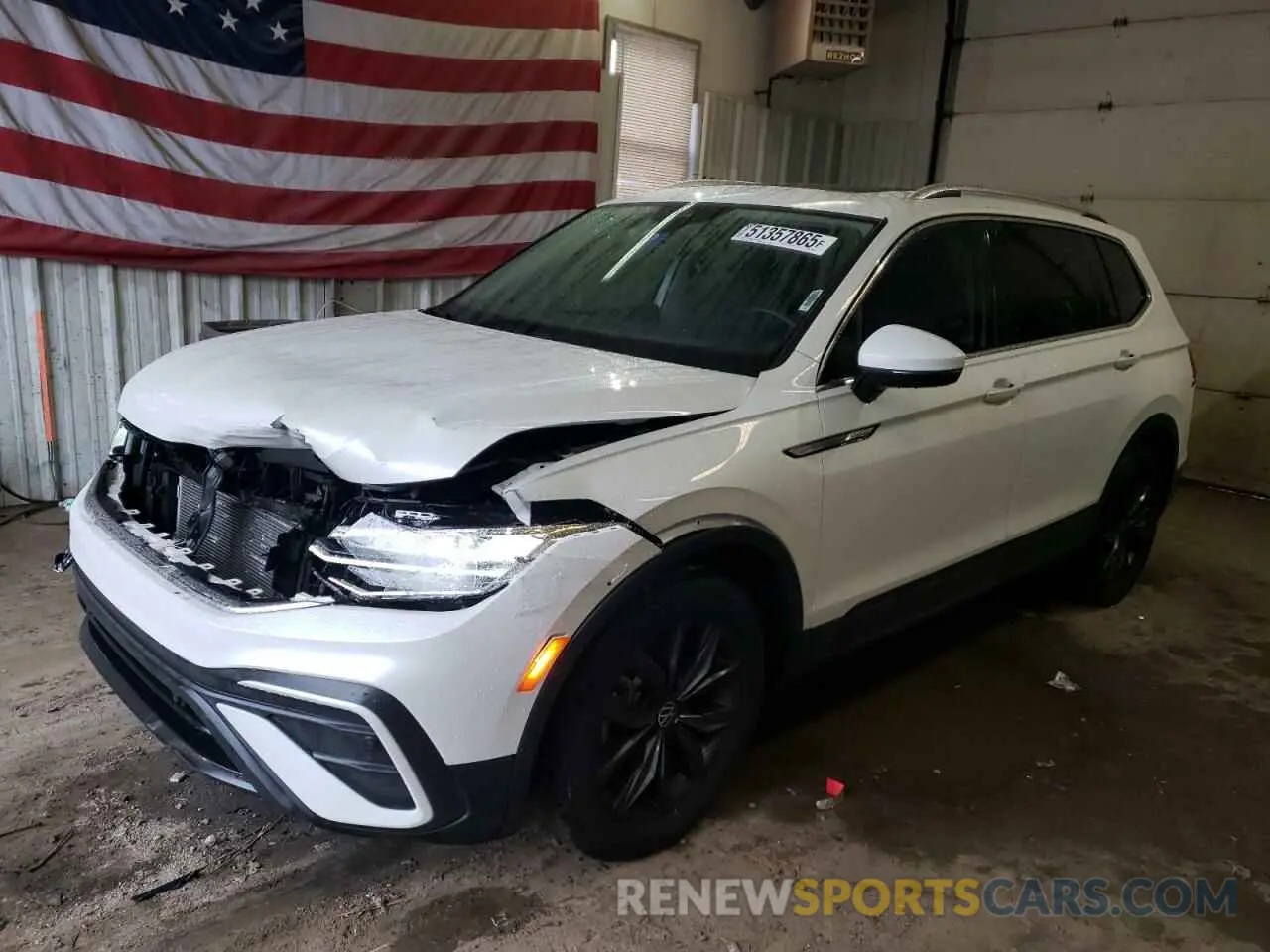 1 Photograph of a damaged car 3VVMB7AX6PM028670 VOLKSWAGEN TIGUAN 2023