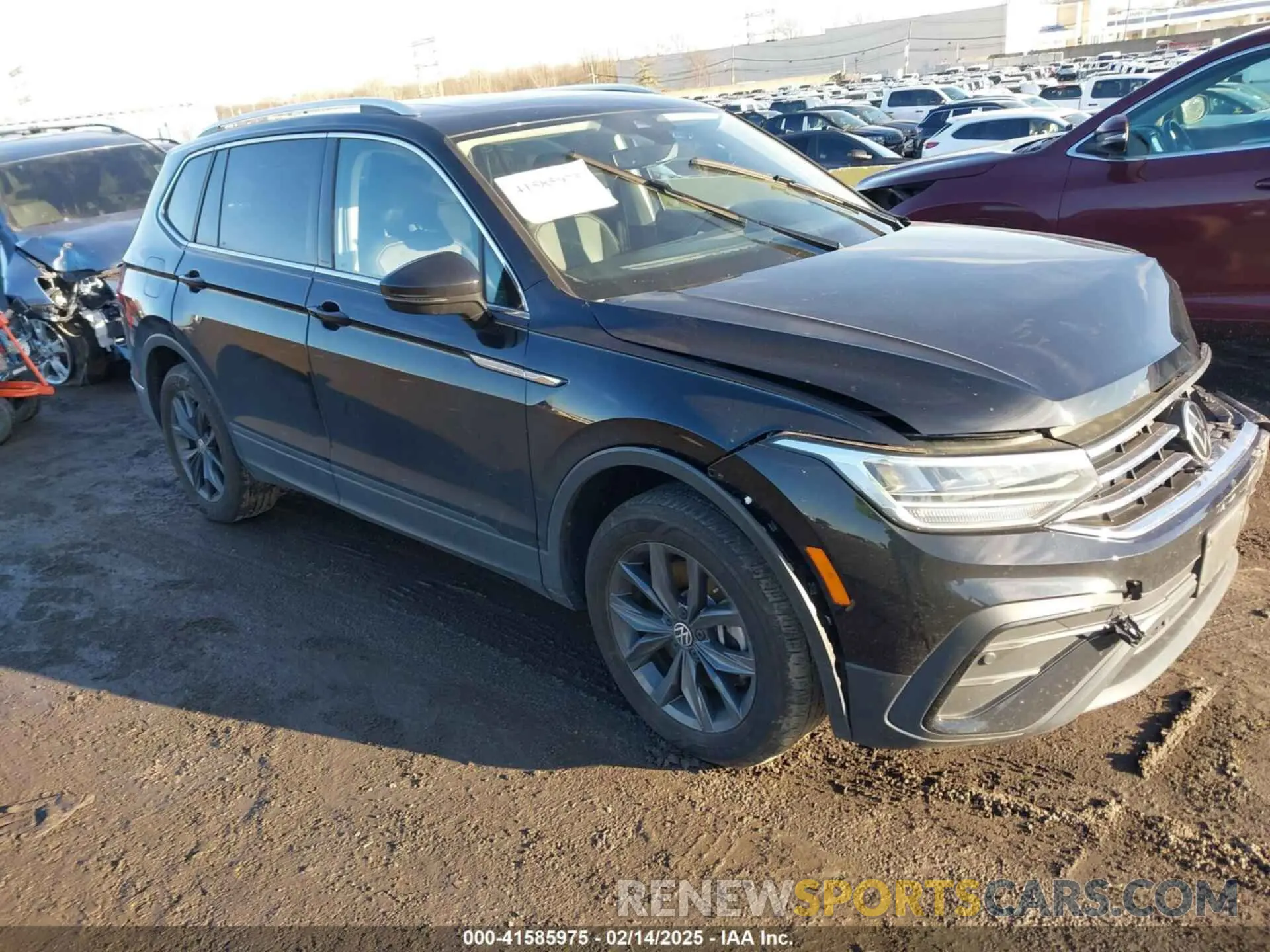 1 Photograph of a damaged car 3VVMB7AX8PM032557 VOLKSWAGEN TIGUAN 2023