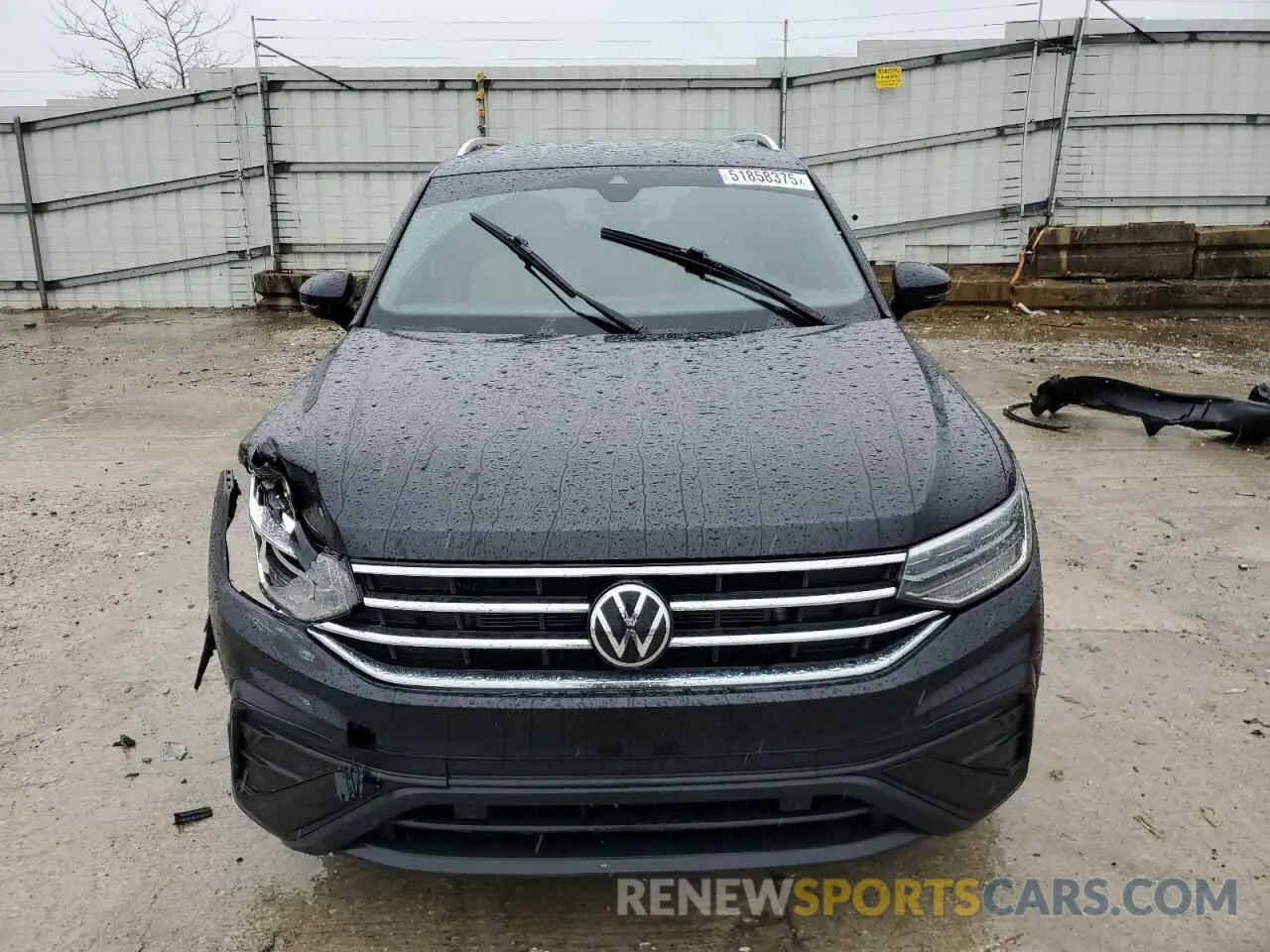 5 Photograph of a damaged car 3VVNB7AX0PM100371 VOLKSWAGEN TIGUAN 2023