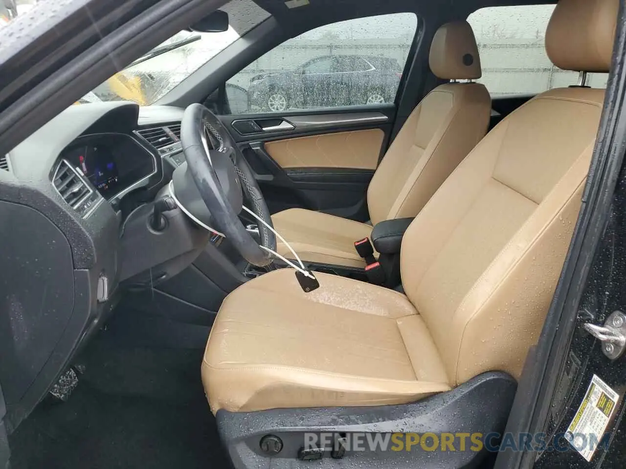 7 Photograph of a damaged car 3VVNB7AX0PM100371 VOLKSWAGEN TIGUAN 2023