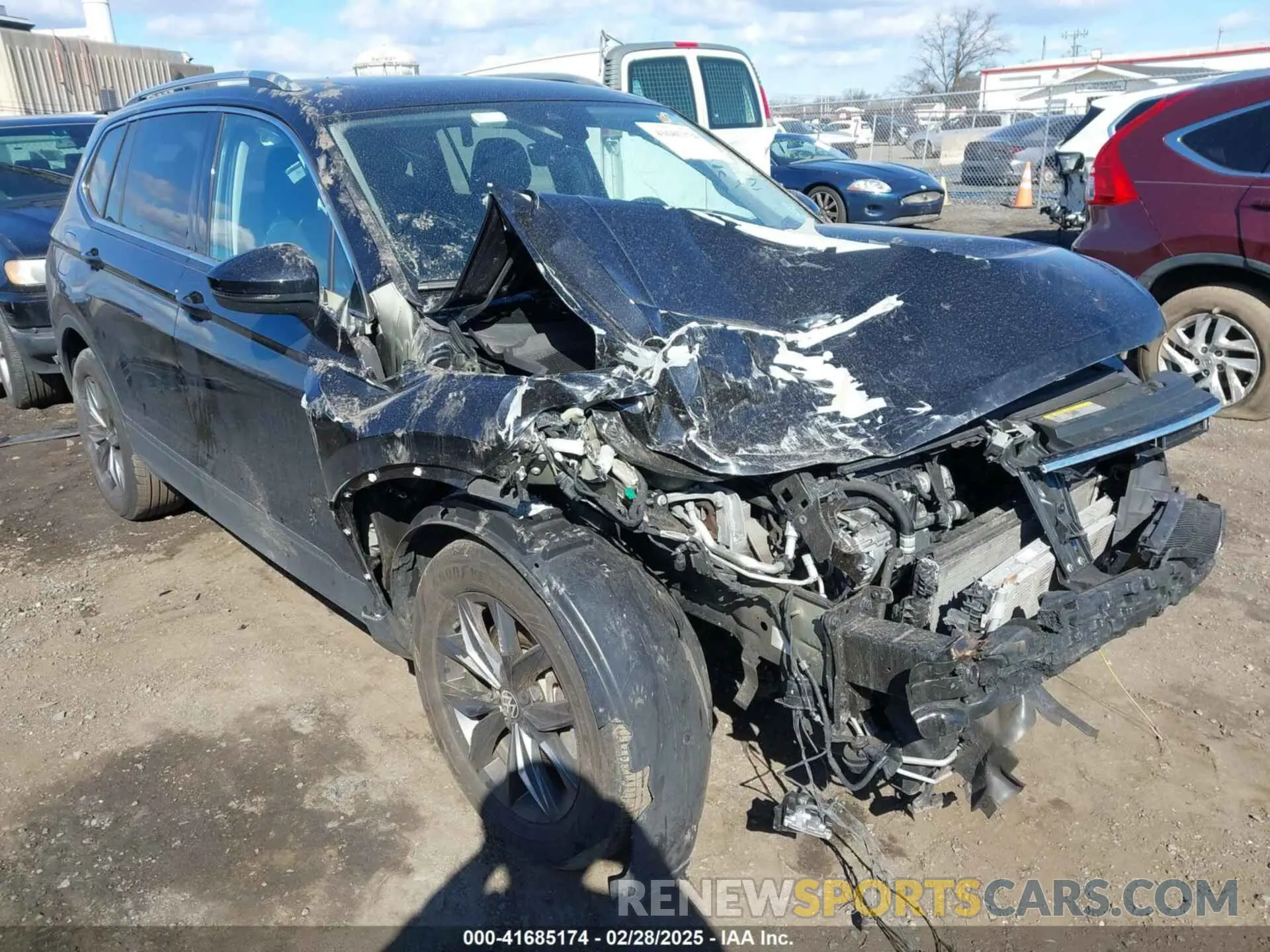 6 Photograph of a damaged car 3VVNB7AX1PM040486 VOLKSWAGEN TIGUAN 2023