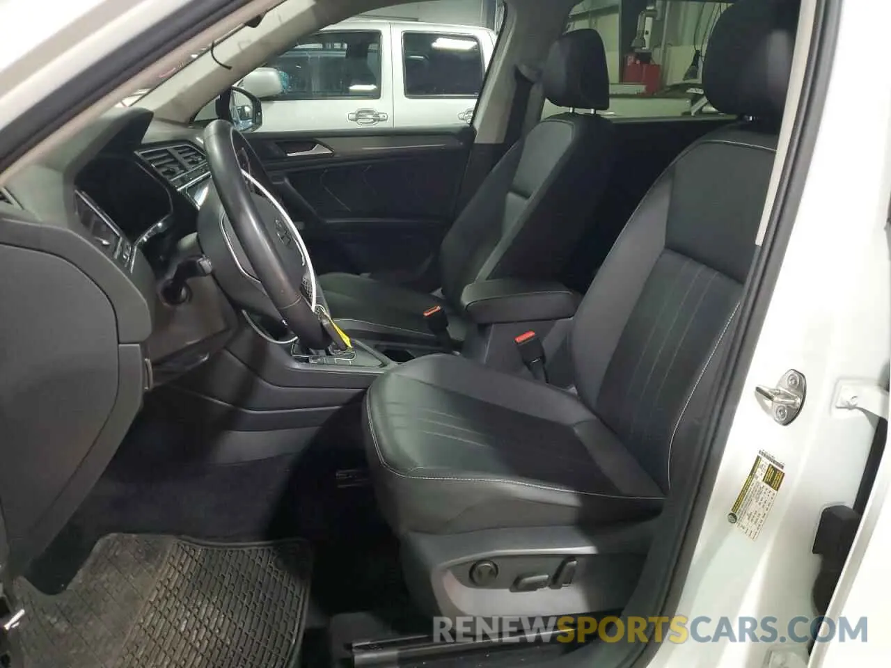 7 Photograph of a damaged car 3VVNB7AX2PM028931 VOLKSWAGEN TIGUAN 2023