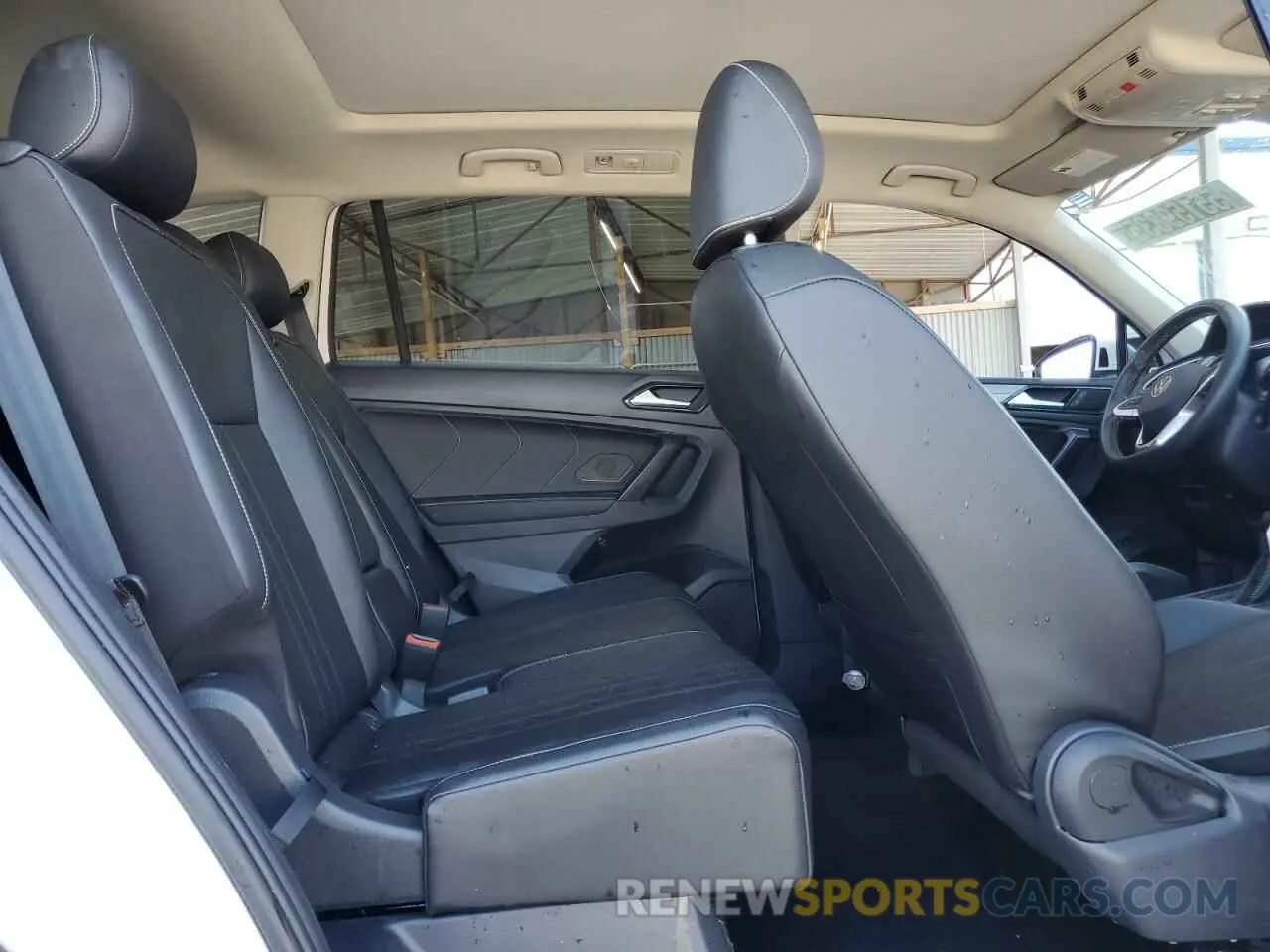 11 Photograph of a damaged car 3VVNB7AX3PM085428 VOLKSWAGEN TIGUAN 2023