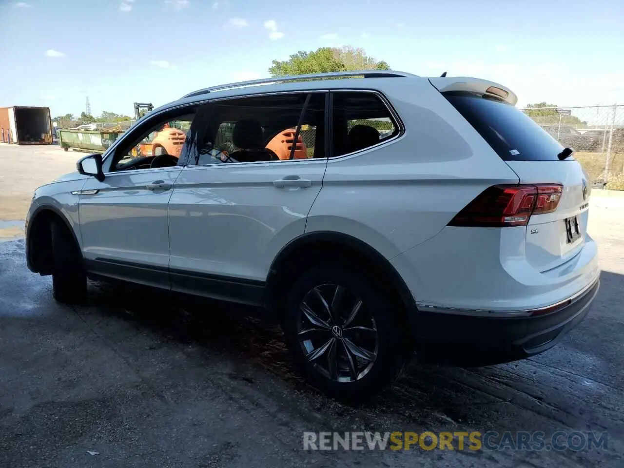 2 Photograph of a damaged car 3VVNB7AX3PM085428 VOLKSWAGEN TIGUAN 2023