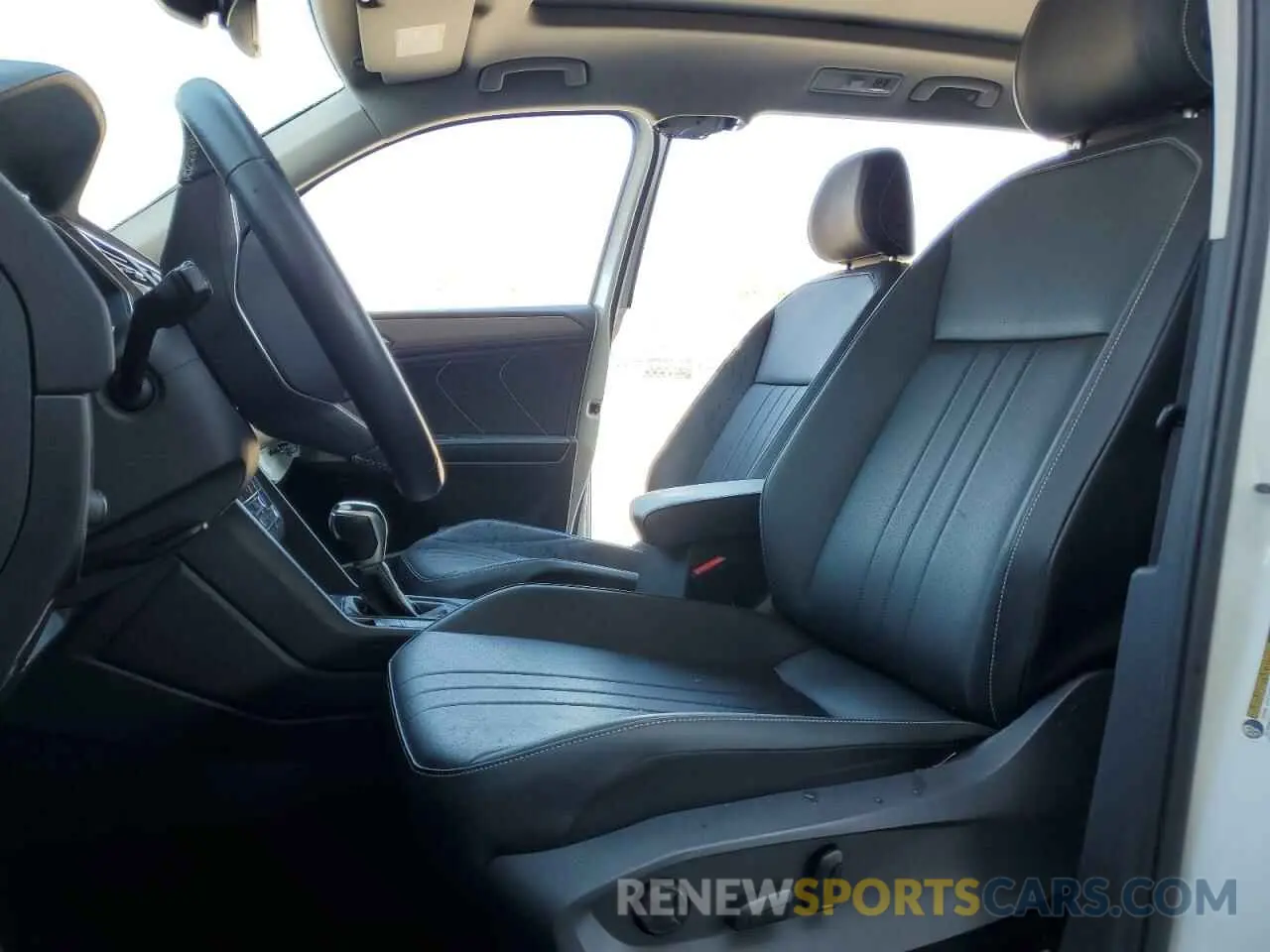 7 Photograph of a damaged car 3VVNB7AX3PM085428 VOLKSWAGEN TIGUAN 2023