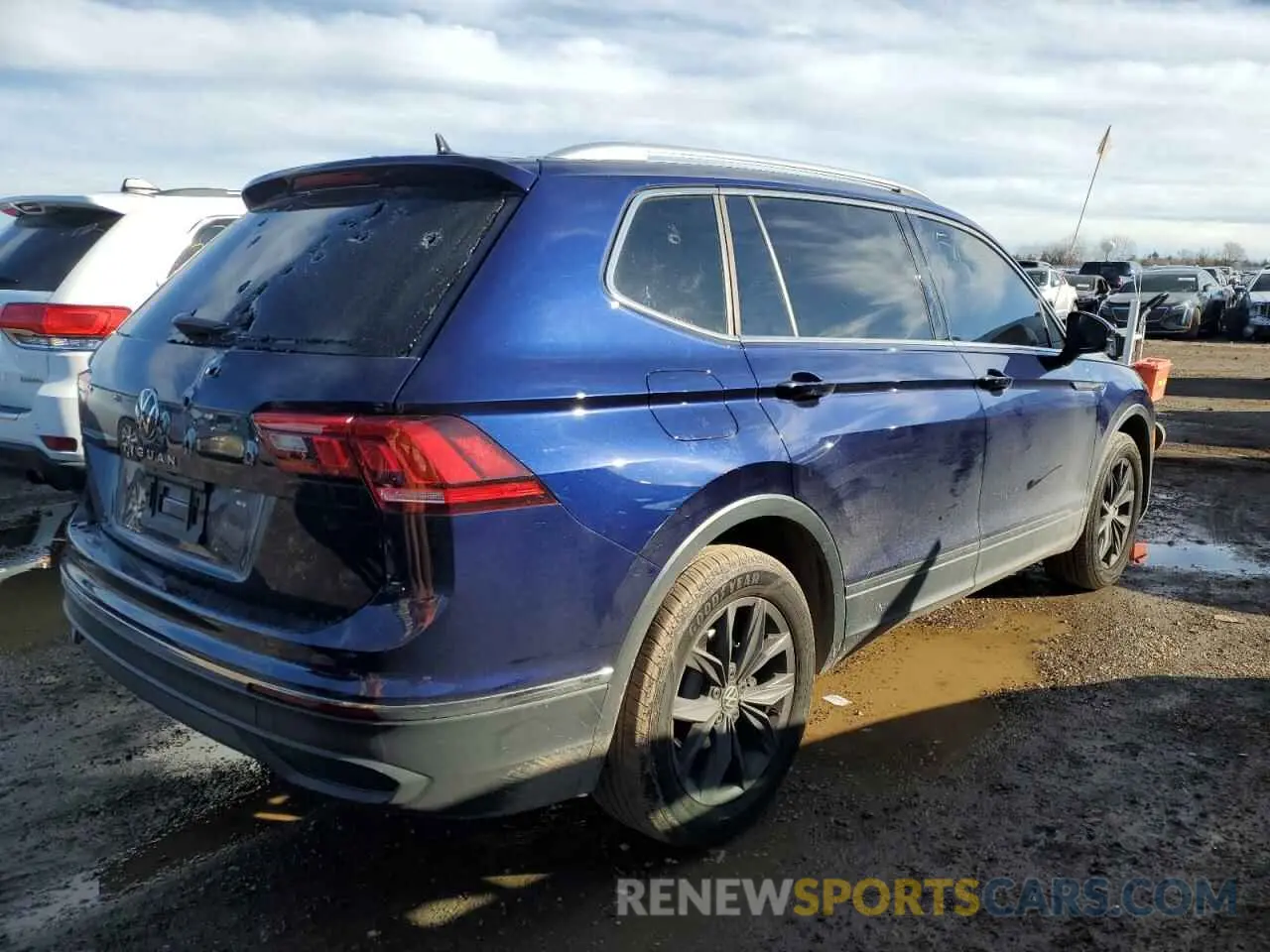 3 Photograph of a damaged car 3VVNB7AX4PM024346 VOLKSWAGEN TIGUAN 2023