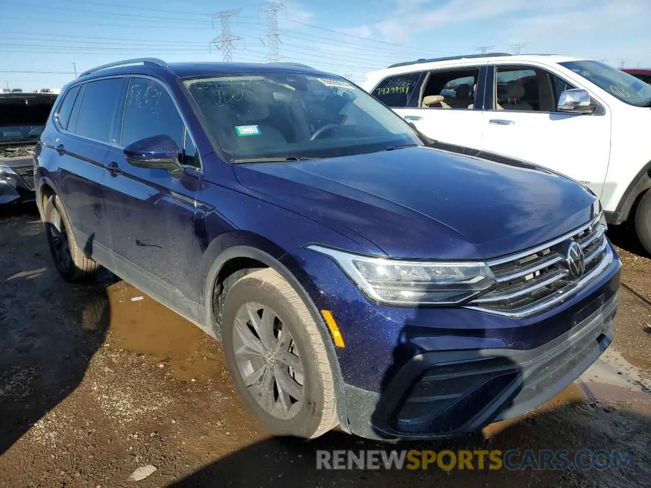 4 Photograph of a damaged car 3VVNB7AX4PM024346 VOLKSWAGEN TIGUAN 2023