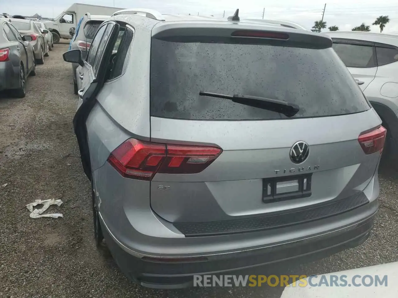 6 Photograph of a damaged car 3VVNB7AX4PM056312 VOLKSWAGEN TIGUAN 2023