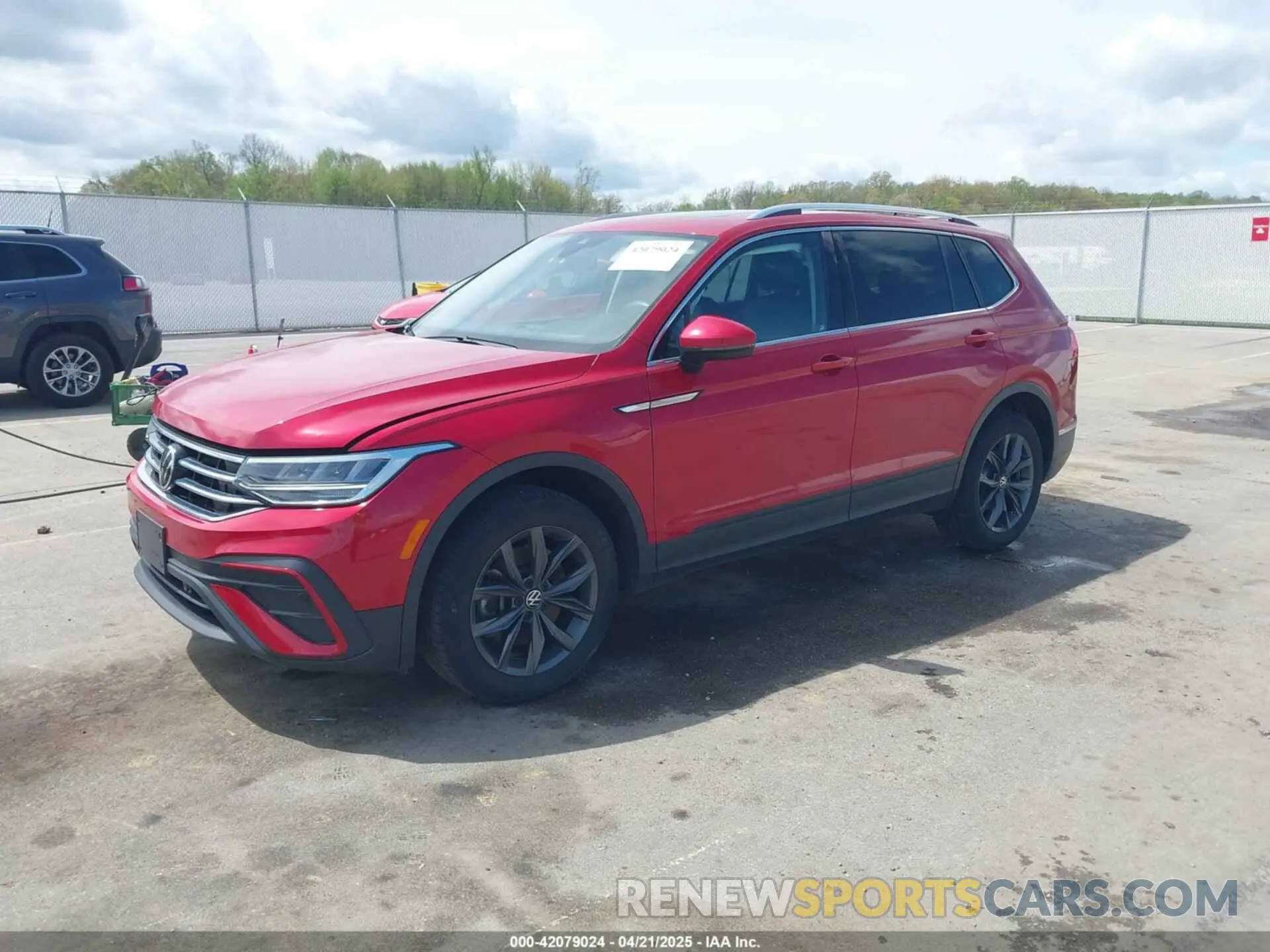 2 Photograph of a damaged car 3VVNB7AX7PM094780 VOLKSWAGEN TIGUAN 2023