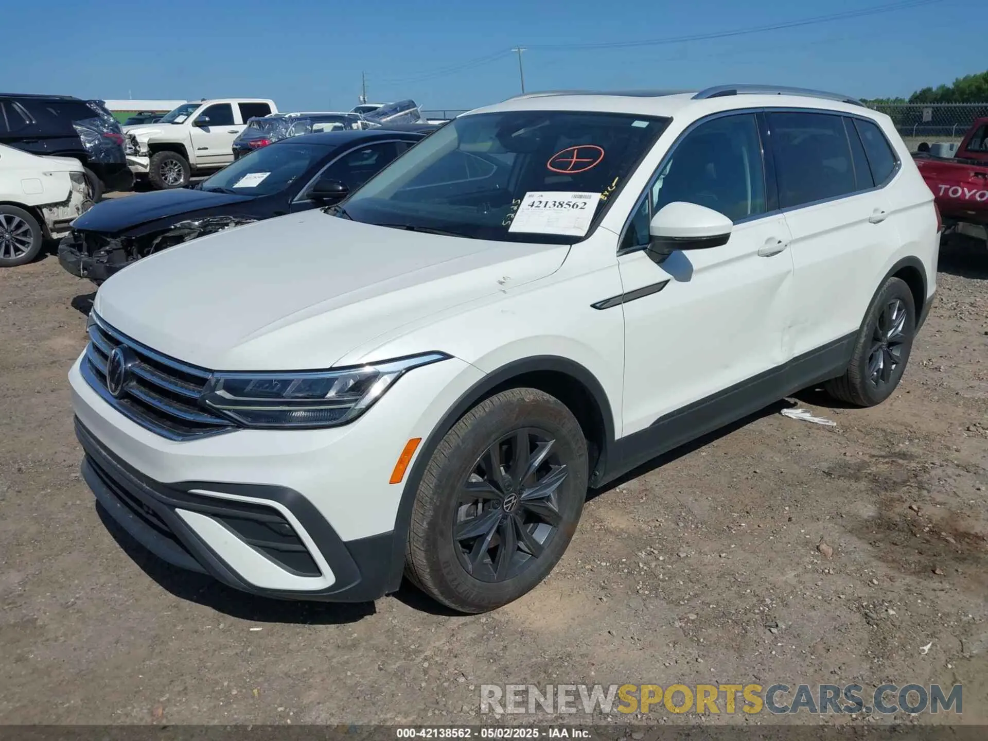 2 Photograph of a damaged car 3VVNB7AX9PM121316 VOLKSWAGEN TIGUAN 2023