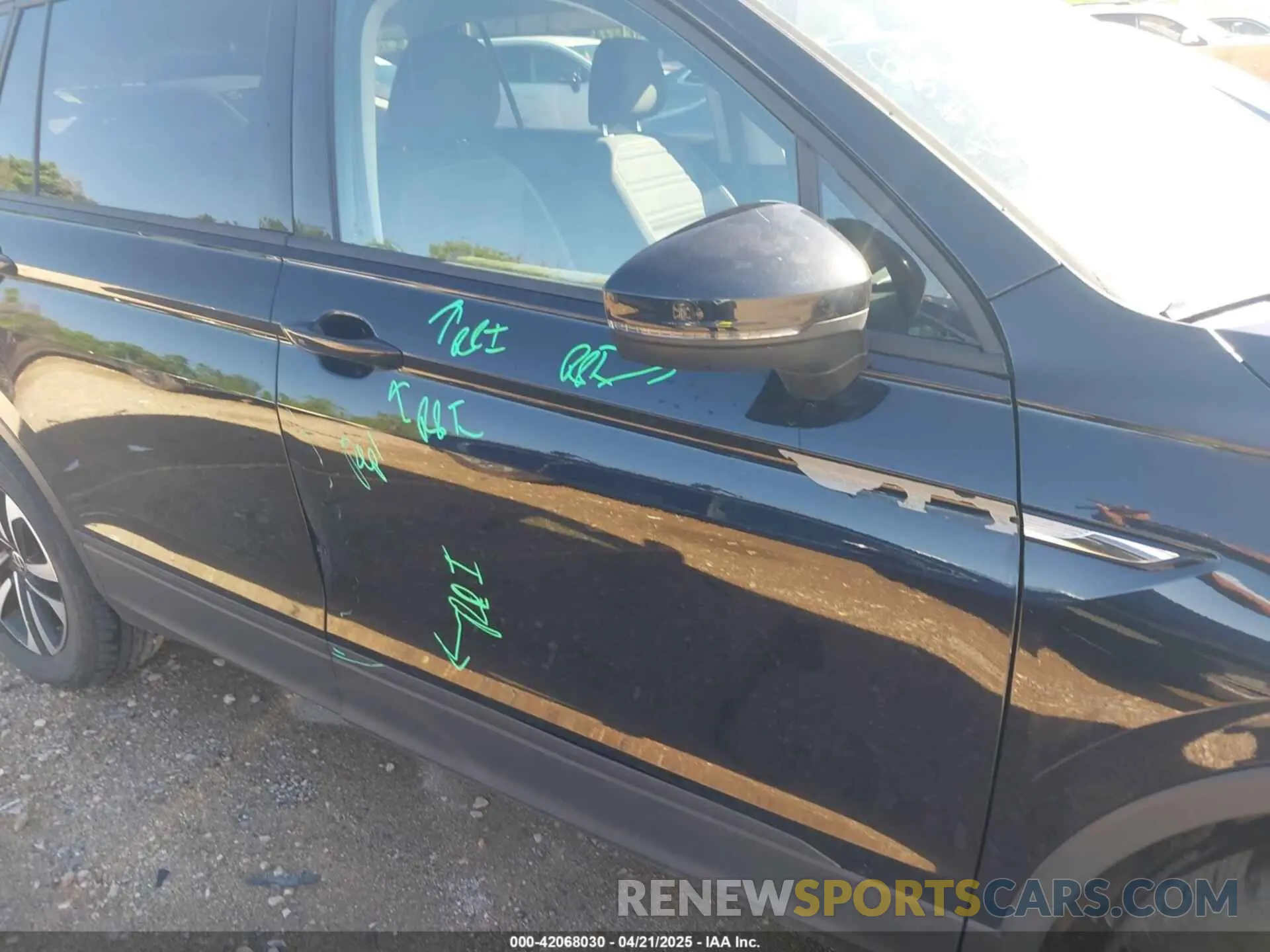 6 Photograph of a damaged car 3VVRB7AX0PM120136 VOLKSWAGEN TIGUAN 2023